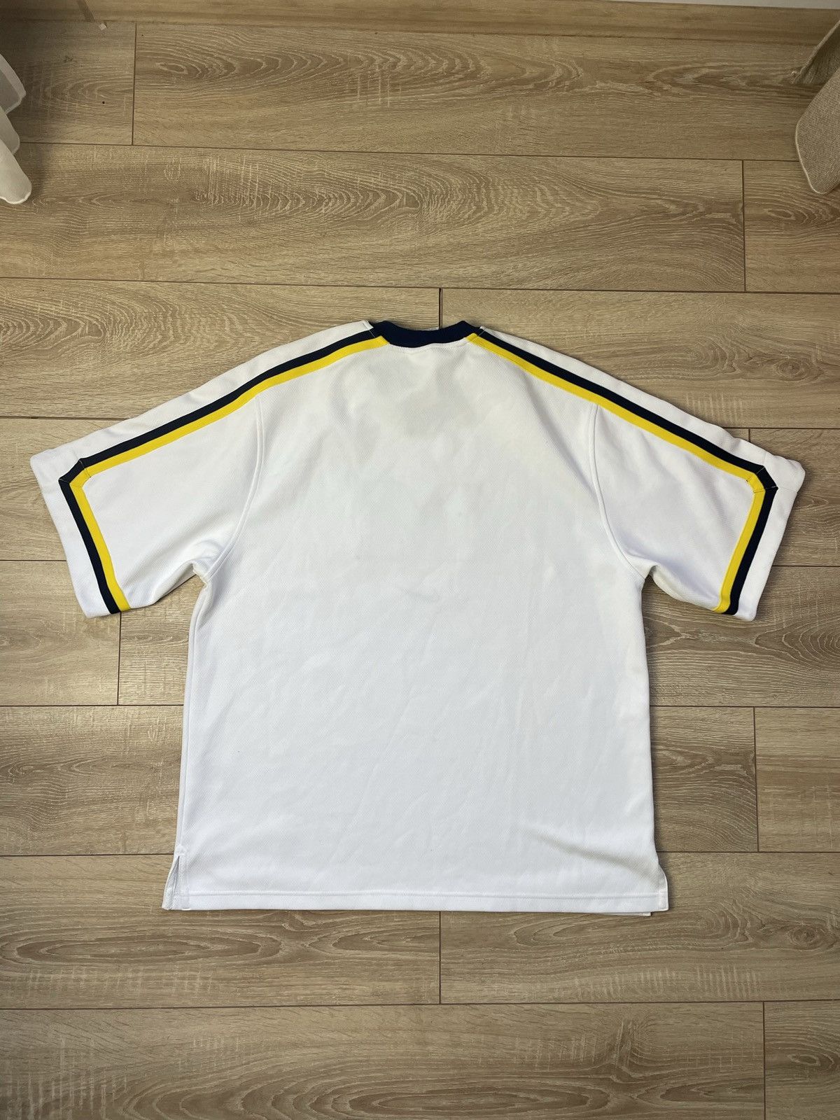 Nike Vintage Nike Team Apparel Shirt University of Michigan l Men Size US L / EU 52-54 / 3 - 8 Thumbnail