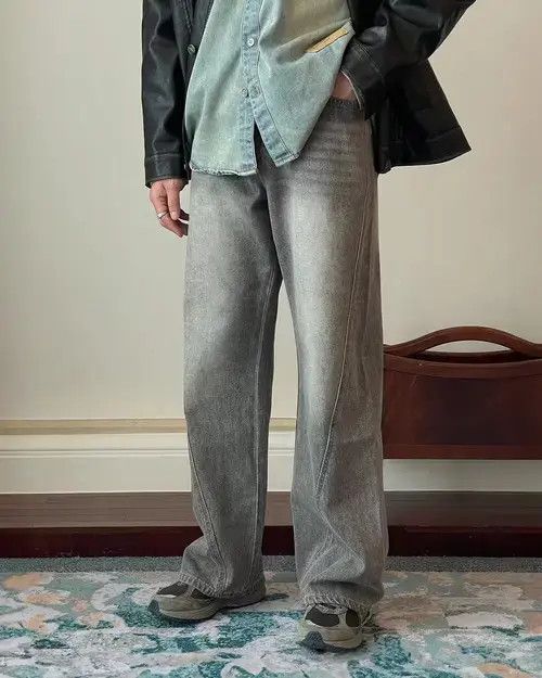 Japanese Brand Straight Cut Faded Jeans Size US 29 - 1 Thumbnail
