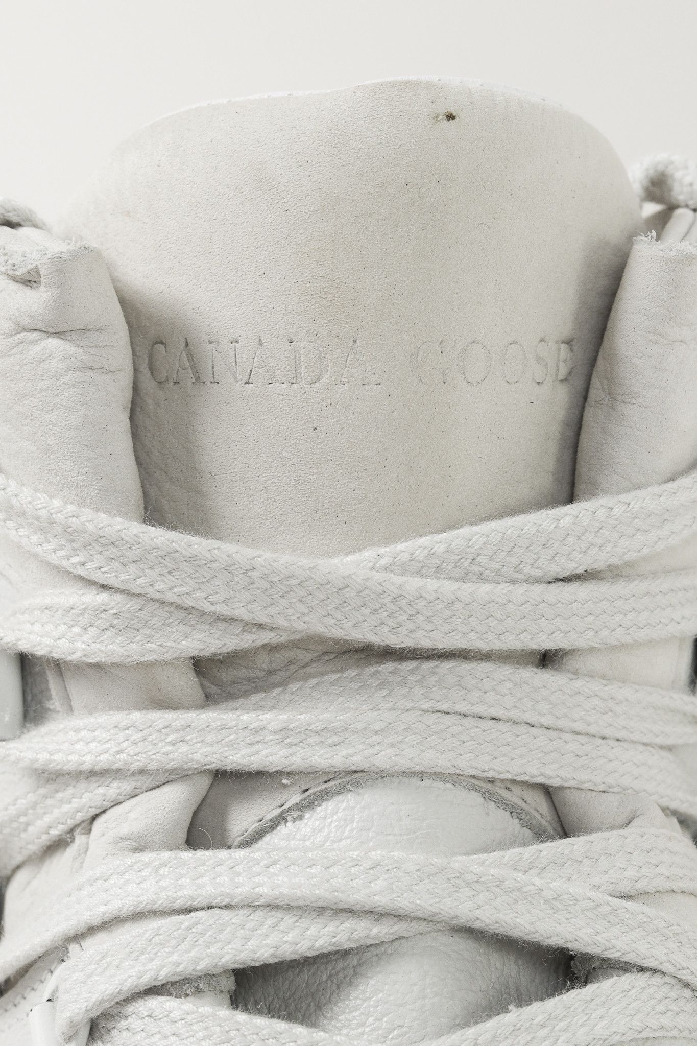 Canada Goose Canada Goose Journey White and Beige Leather Lug Ankle Boots Size US 9.5 / IT 39.5 - 7 Thumbnail