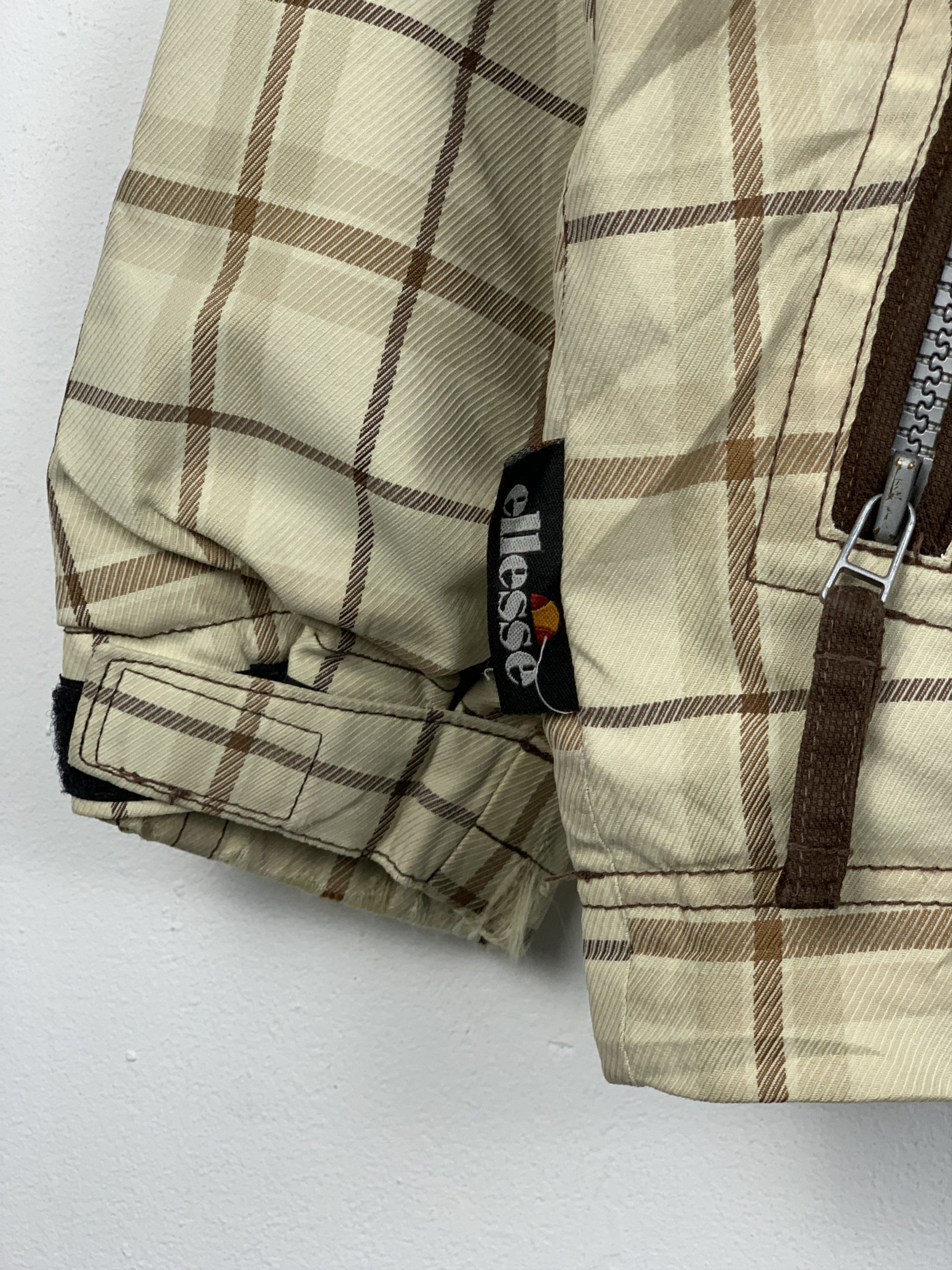 Ellesse Vintage Ellesse Hoodie Ski Jacket J1469 Size US L / EU 52-54 / 3 - 11 Thumbnail