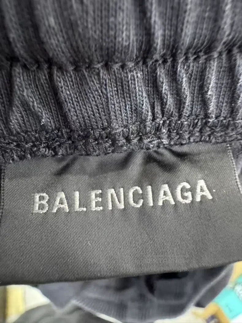 Balenciaga Balenciaga size L Washed Destroyed Sweatpants Size US 27 - 4 Thumbnail