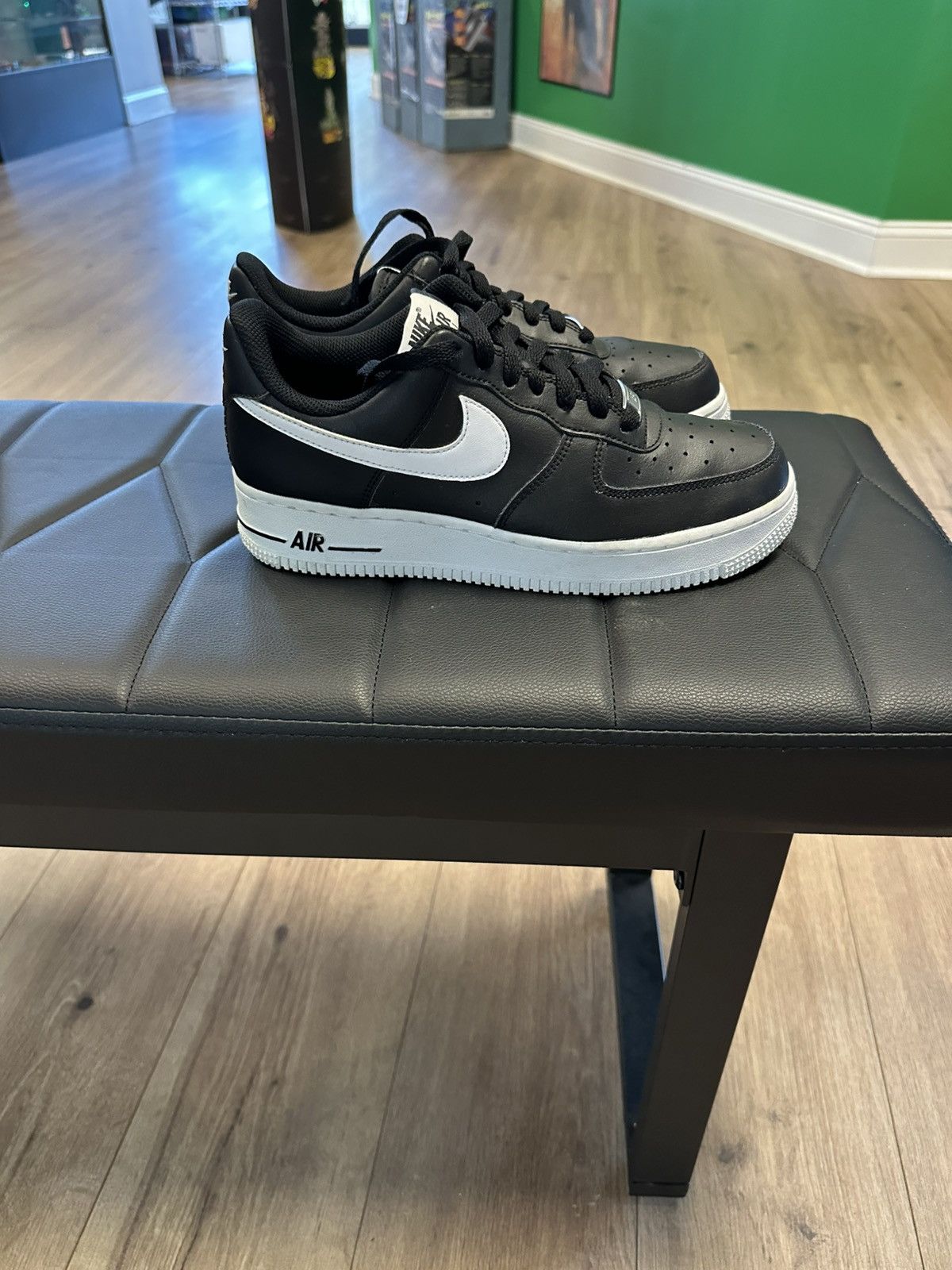 Nike Air Force 1 '07 AN20 Size US 6.5 / EU 39-40 - 1 Thumbnail