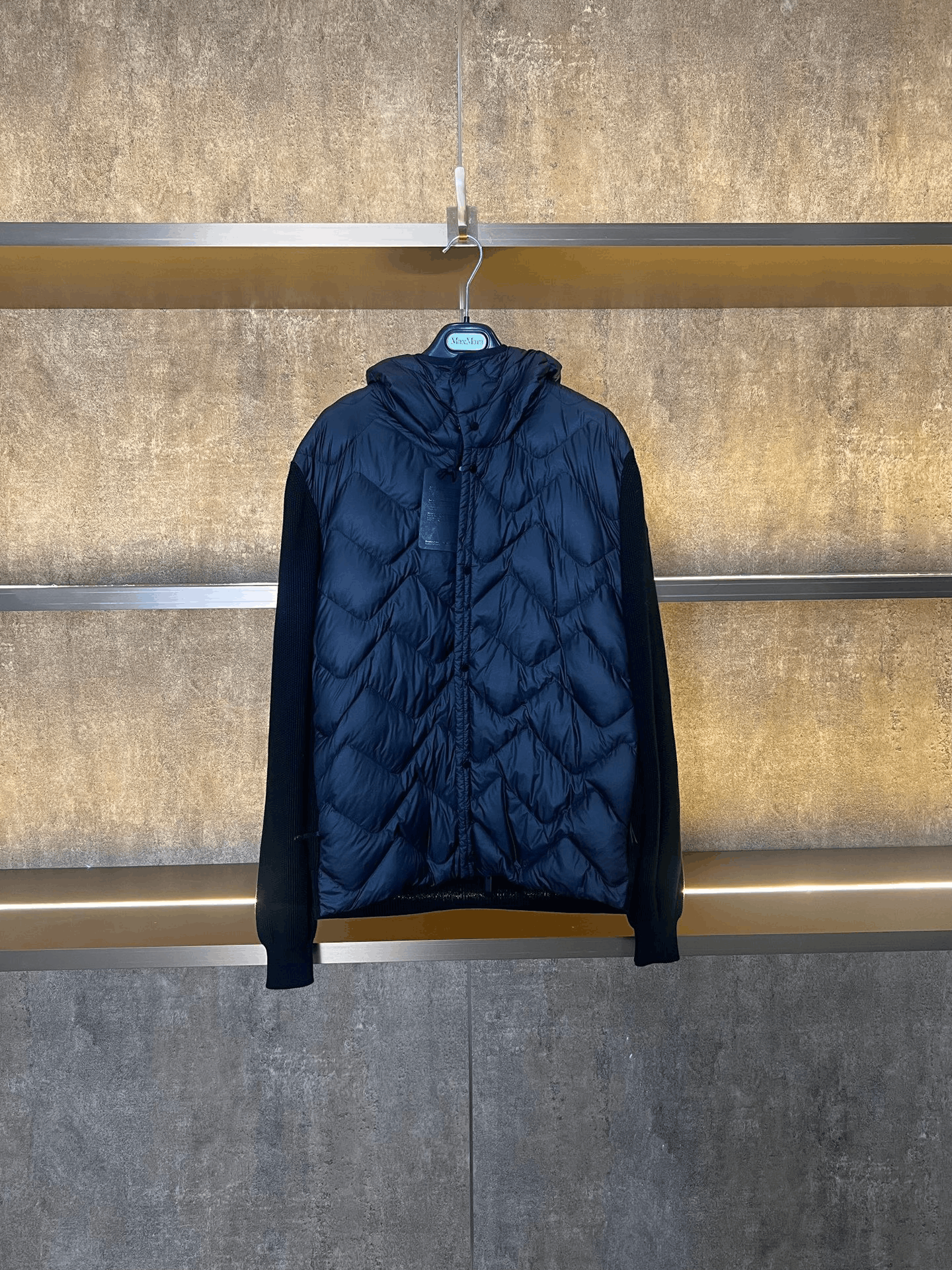 Moncler Moncler Knit Down Down Jacket L Women Size L / US 10 / IT 46 - 1 Thumbnail