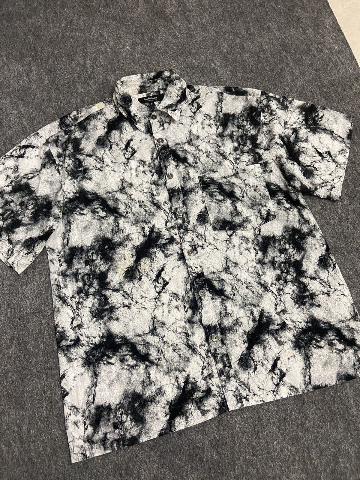 Japanese Brand Vintage Y2K doublefocus oversized shirt with abstract motif Size US L / EU 52-54 / 3 - 2 Thumbnail