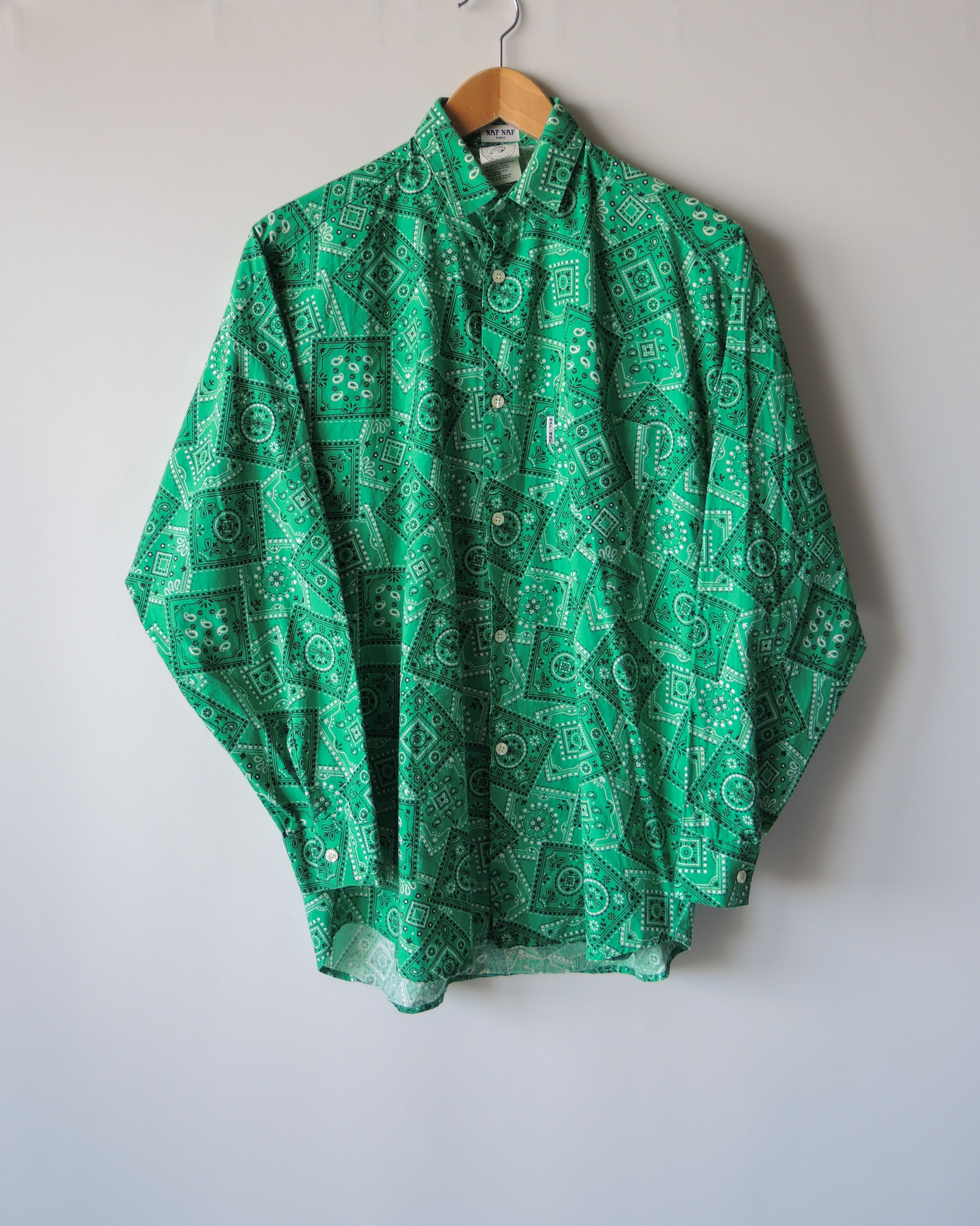 Vintage Vintage Naf Naf Bandana Print Shirt Size US M / EU 48-50 / 2 - 1 Thumbnail