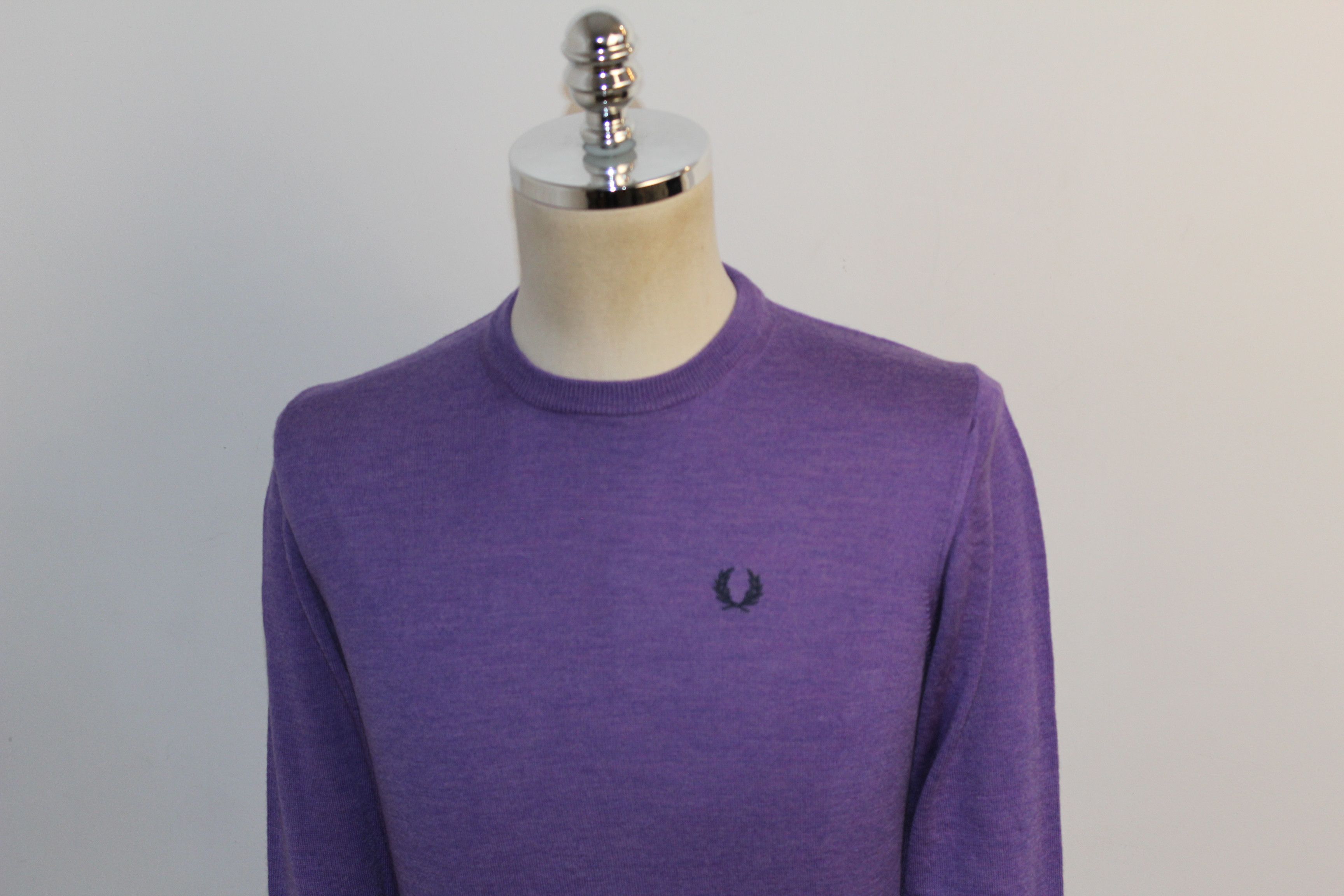 Fred Perry Men's FRED PERRY Crew Neck Wool Jumper Size US S / EU 44-46 / 1 - 5 Thumbnail