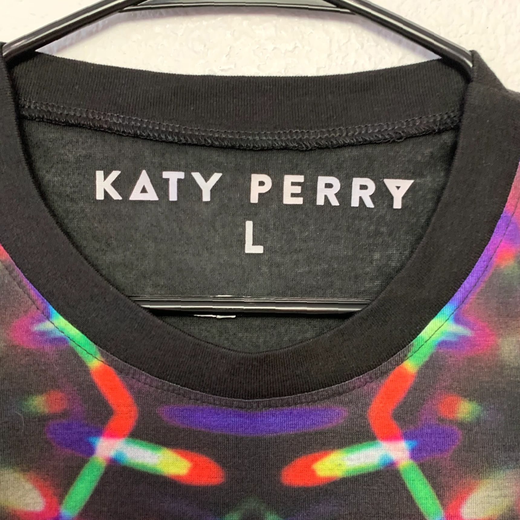 Sperry Katy Perry I'm A Firework T-Shirt Unisex Adults Short Sleeve Crew Neck Black Size L XS? Size US L / EU 52-54 / 3 - 3 Thumbnail