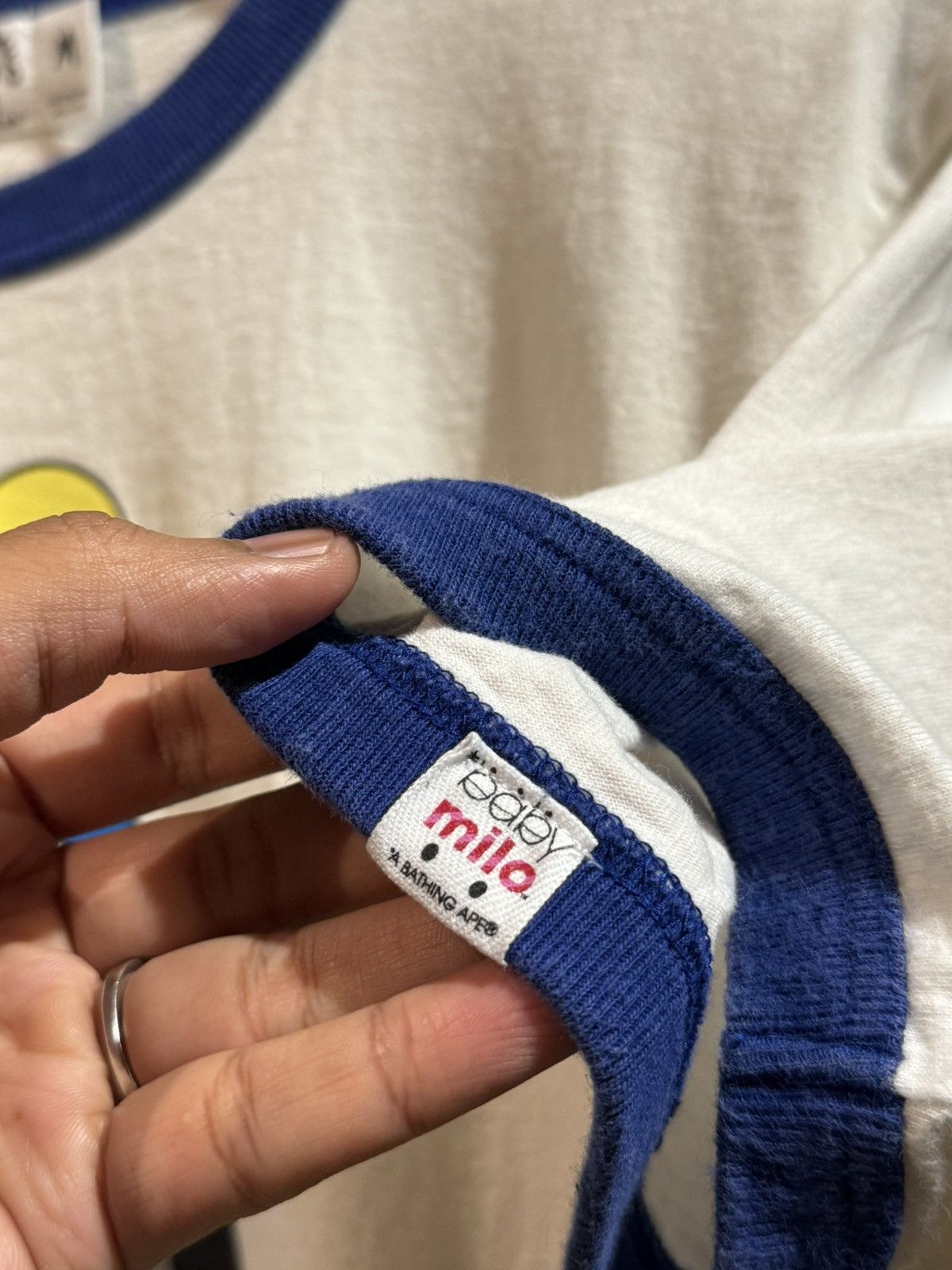 Bape × Kaws Vtg A Bathing Ape BAPE x Kaws Baby Milo Ringer White Tee Size US M / EU 48-50 / 2 - 7 Thumbnail