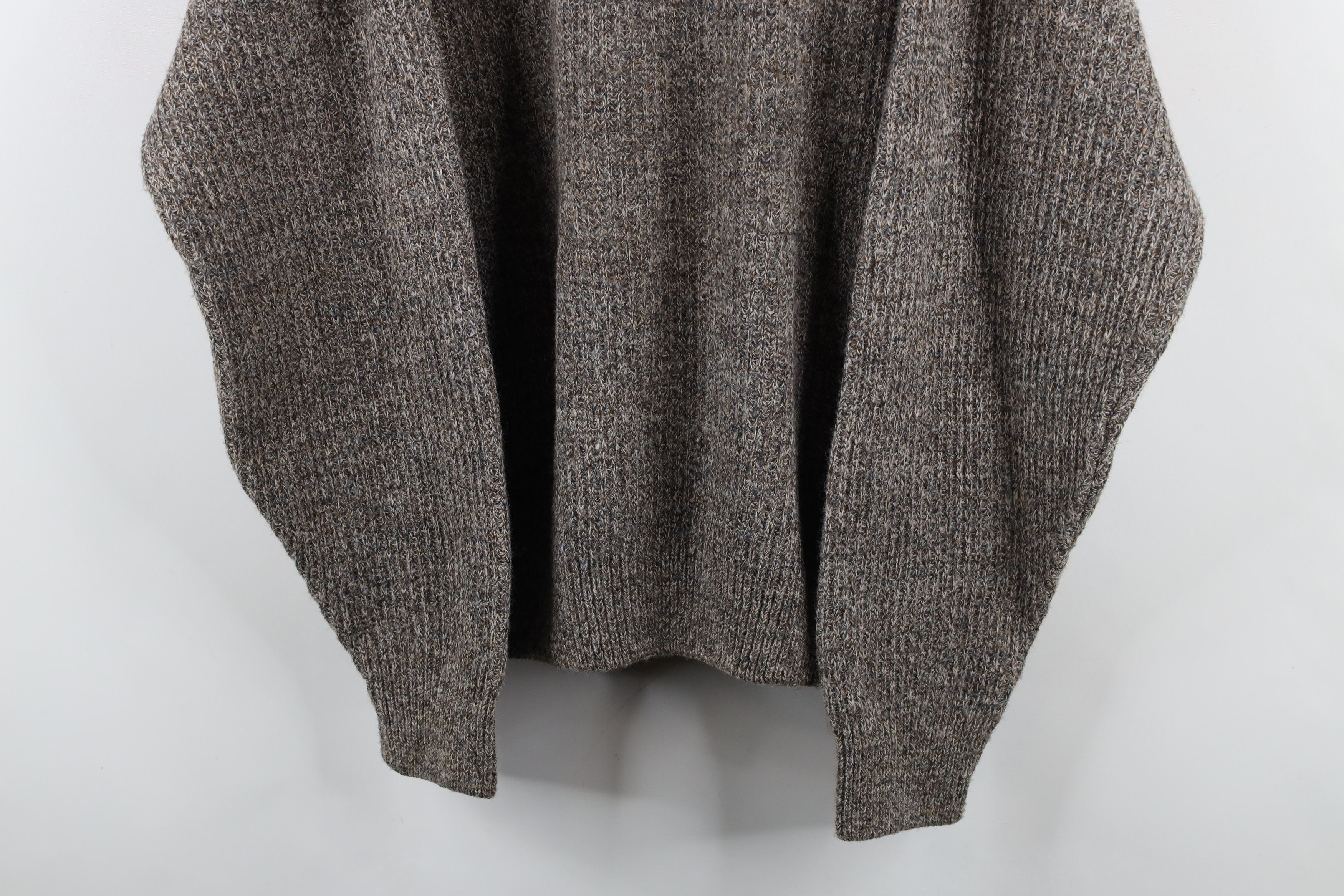Vintage Vintage 90s Streetwear Ribbed Crewneck Sweater Brown USA Size US L / EU 52-54 / 3 - 3 Thumbnail