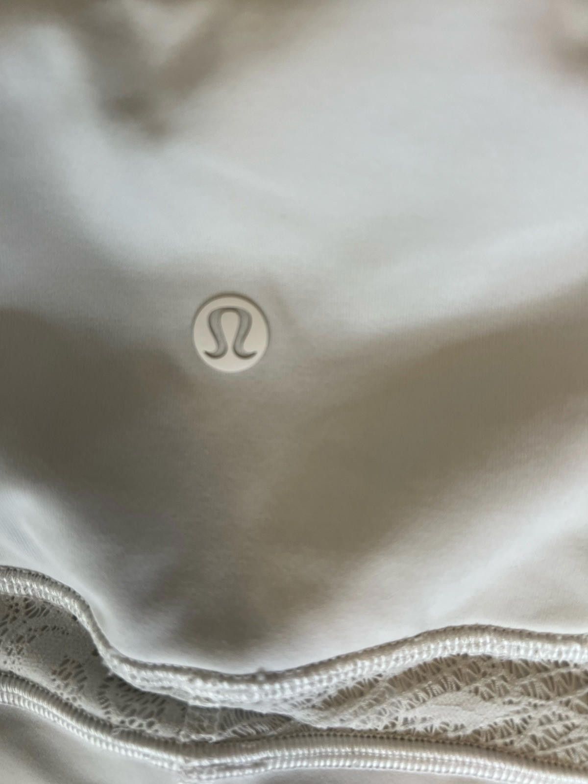 Designer Lululemon Wunder Under Crop 21" *Lace White Sz12 Size 34" / US 12 / IT 48 - 6 Thumbnail