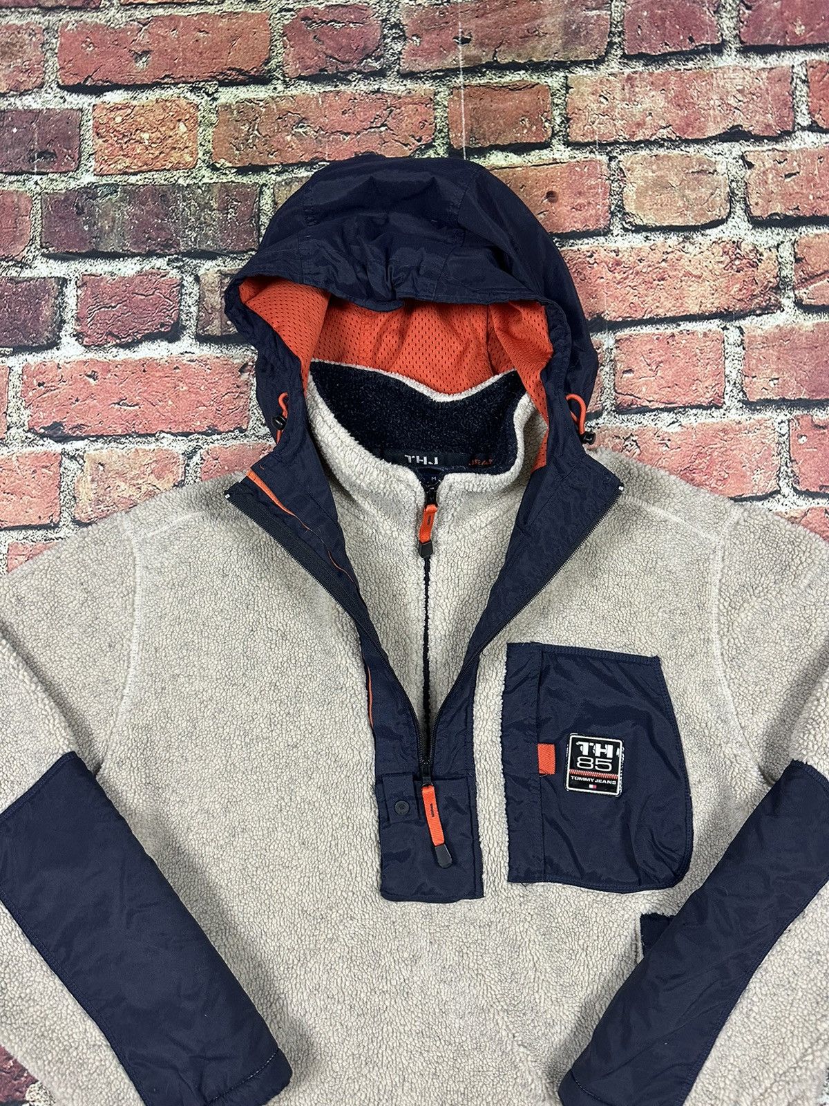 Tommy Hilfiger Vintage Tommy Hilfiger Oatmeal Deep Pile Hood Fleece Anorak Size US XL / EU 56 / 4 - 5 Thumbnail
