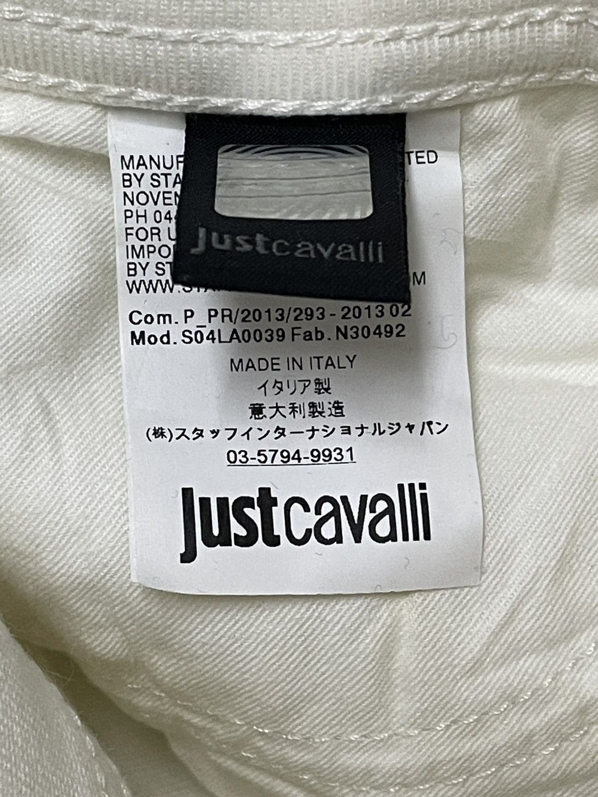 Just Cavalli DESIGNER JUST CAVALLI ICONIC FULLPRINT DESIGN ARCHIVE DENIM Size 24" / US 00 / IT 34 - 19 Thumbnail