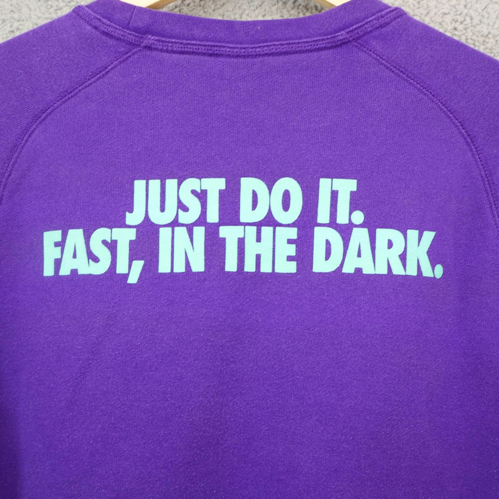 Nike Nike 15th Annual Night Run Western Large Sweatshirt y2k Rare Size US L / EU 52-54 / 3 - 1 Thumbnail