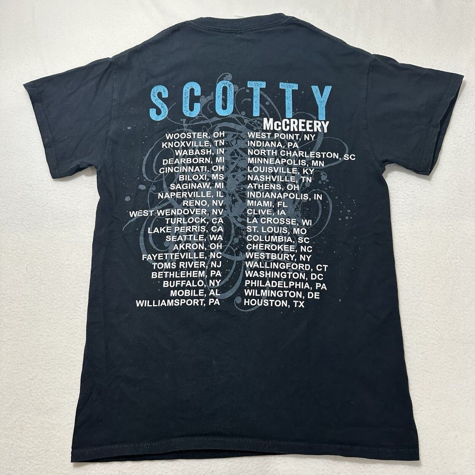 Gildan Scotty McCreery 2018 See You Tonight Tour Adult Small TShirt Size US S / EU 44-46 / 1 - 2 Thumbnail