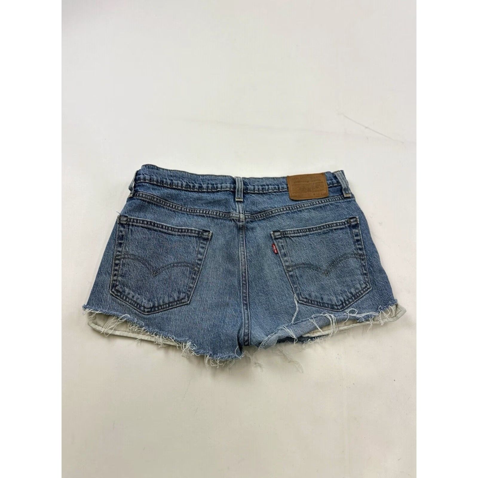 Levi's Levi’s Shorts Women 34 Blue Denim Cut Off Jeans Size 24" / US 00 / IT 34 - 2 Thumbnail