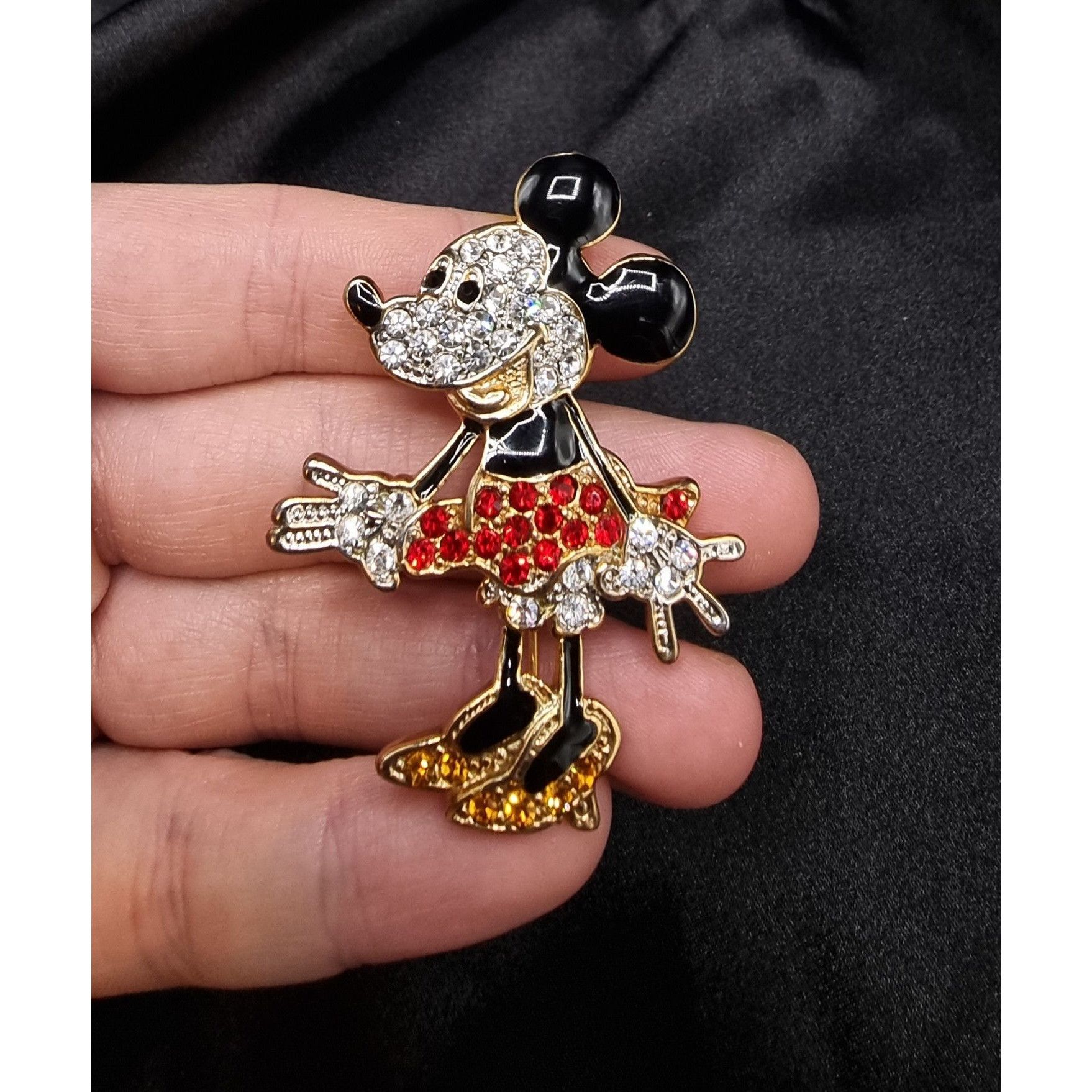 Disney Vintage 90s Disney Minnie Mouse Crystal Rhinestone Brooch Pi Size ONE SIZE - 5 Thumbnail