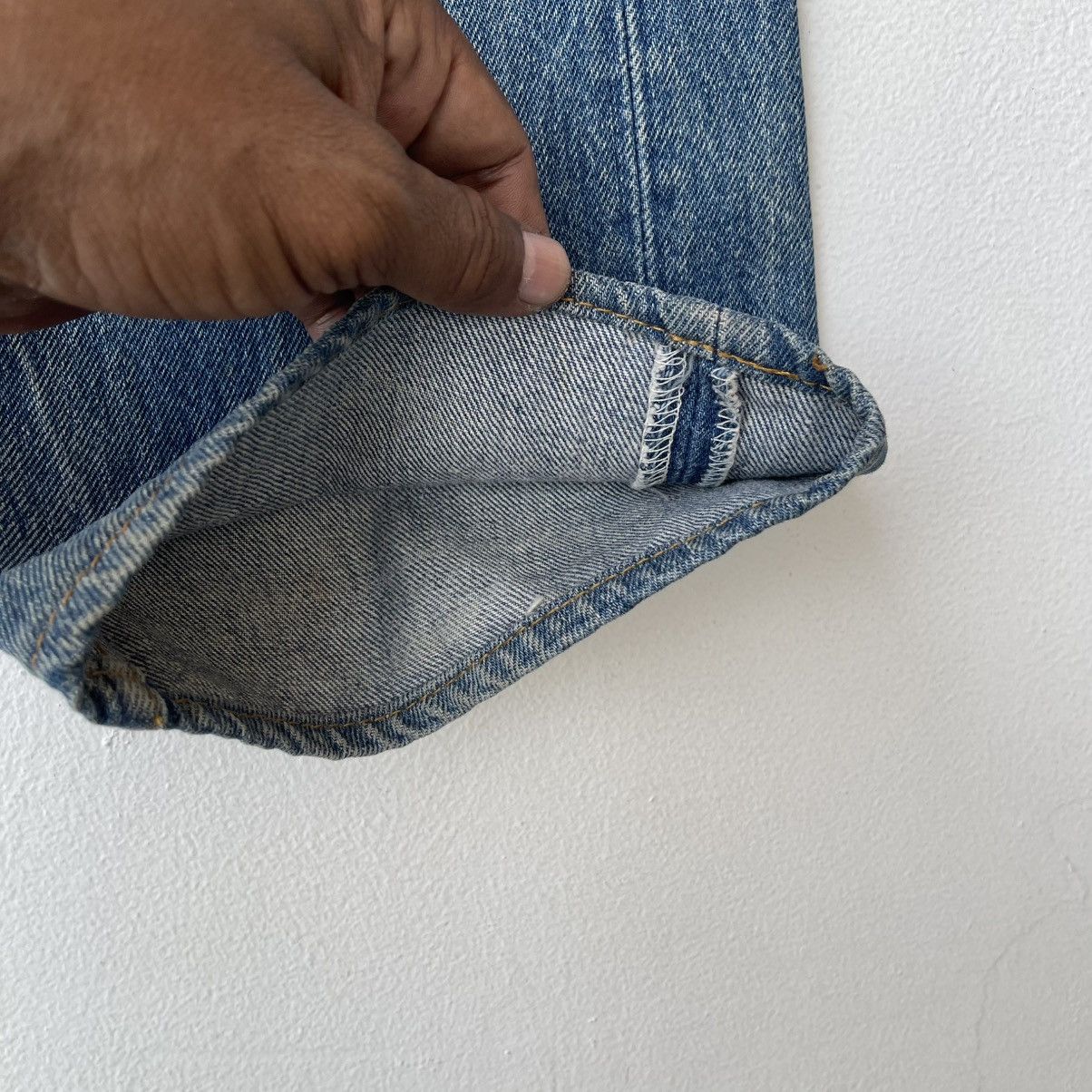 Levi's Vintage 80s Levi's 501 Heavy Vintage Wash Denim Jeans Size US 34 / EU 50 - 9 Thumbnail