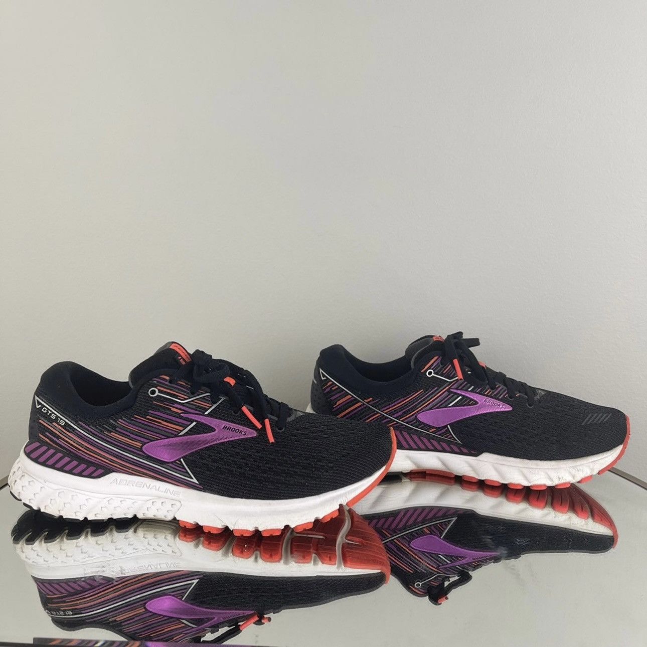 Brooks BROOKS Black Purple Coral Womens Adrenaline GTS 19 Sneakers Size US 9.5 / IT 39.5 - 3 Thumbnail