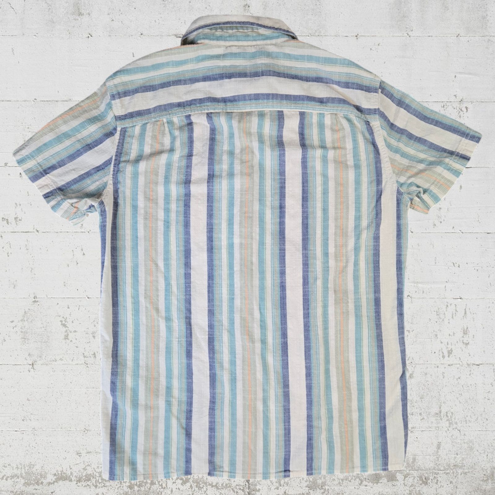 American Eagle Outfitters American Eagle Striped Retro Camp Shirt Size Small Size US S / EU 44-46 / 1 - 8 Thumbnail