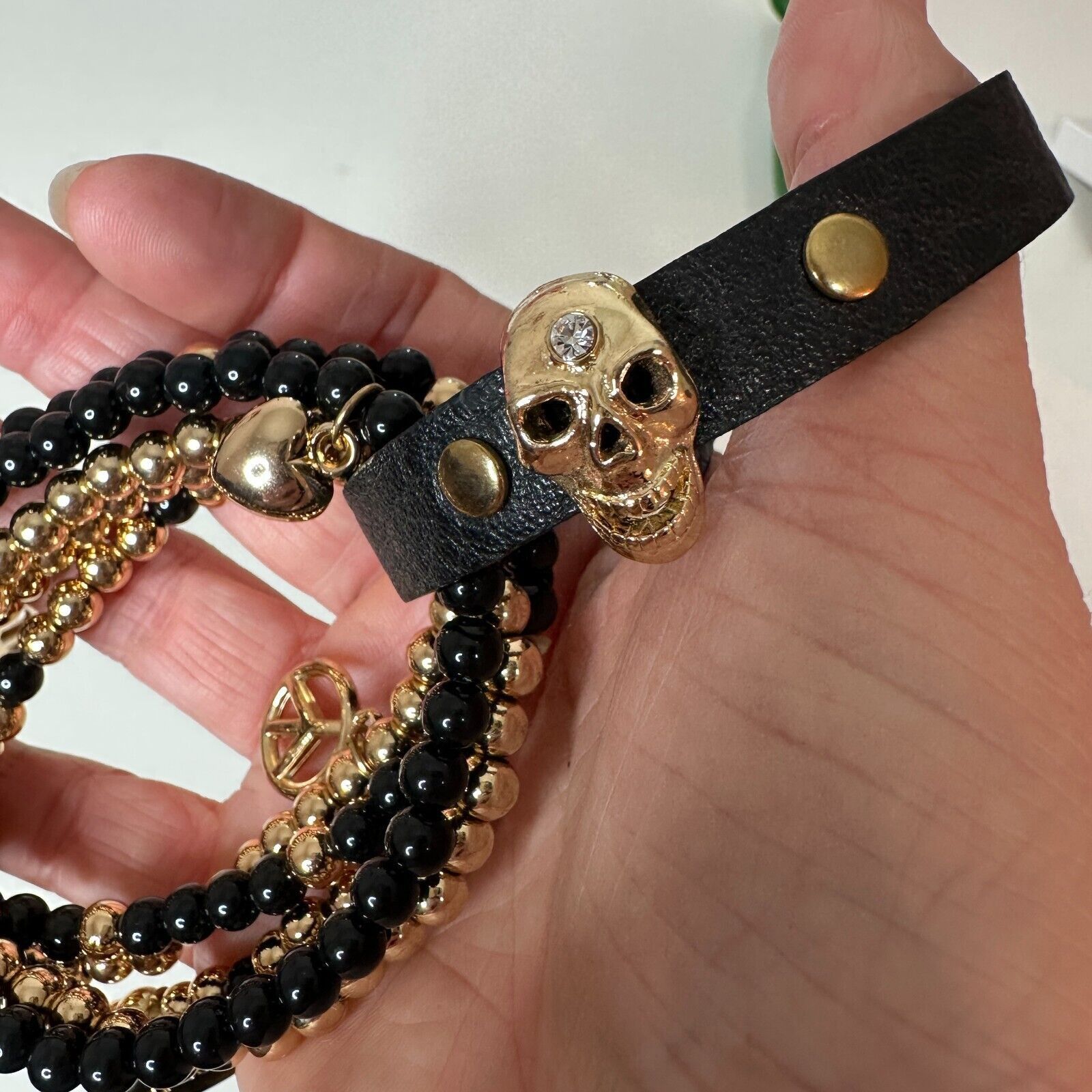 Macys Macy's Black & Gold Skull Heart Peace Bead Leather Bracelet Size ONE SIZE - 4 Thumbnail