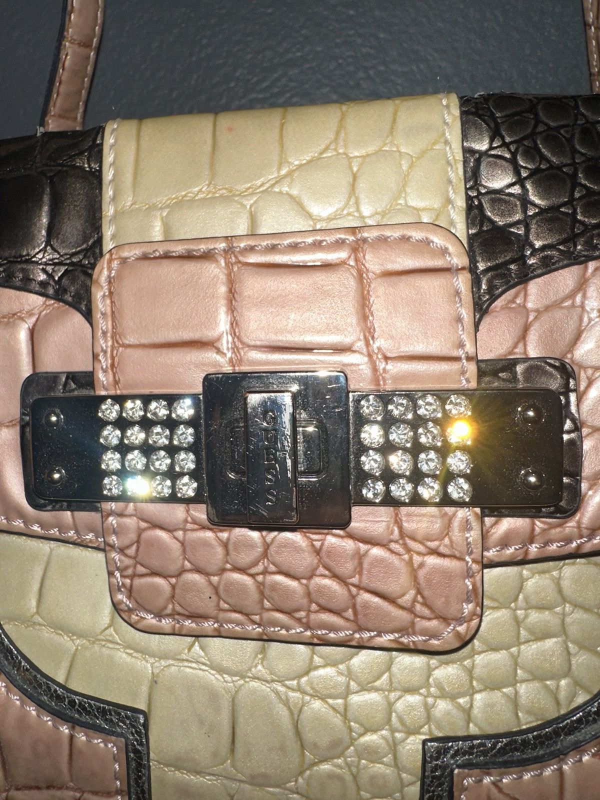 Guess Guess Y2K 2000’s Pink Crocodile Semi Gloss Shoulder Handbag Size ONE SIZE - 4 Thumbnail