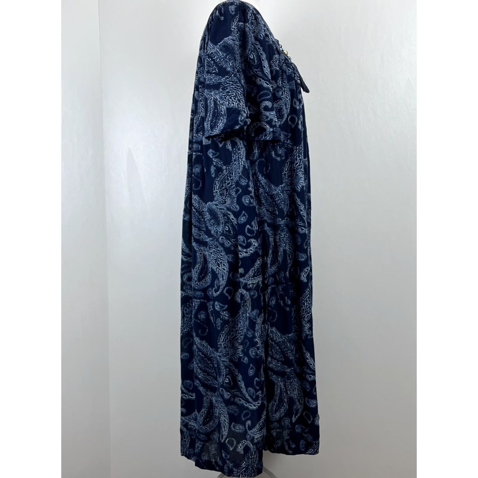 Vintage GO SOFTLY PATIO Dress Mumu Women S Midi Flutter Sleeves Zip Round Neck Blue Paisley Casual Dressy Lounge 3/4 Zip Coastal Grandma Women SMA? Size S / US 4 / IT 40 - 4 Thumbnail