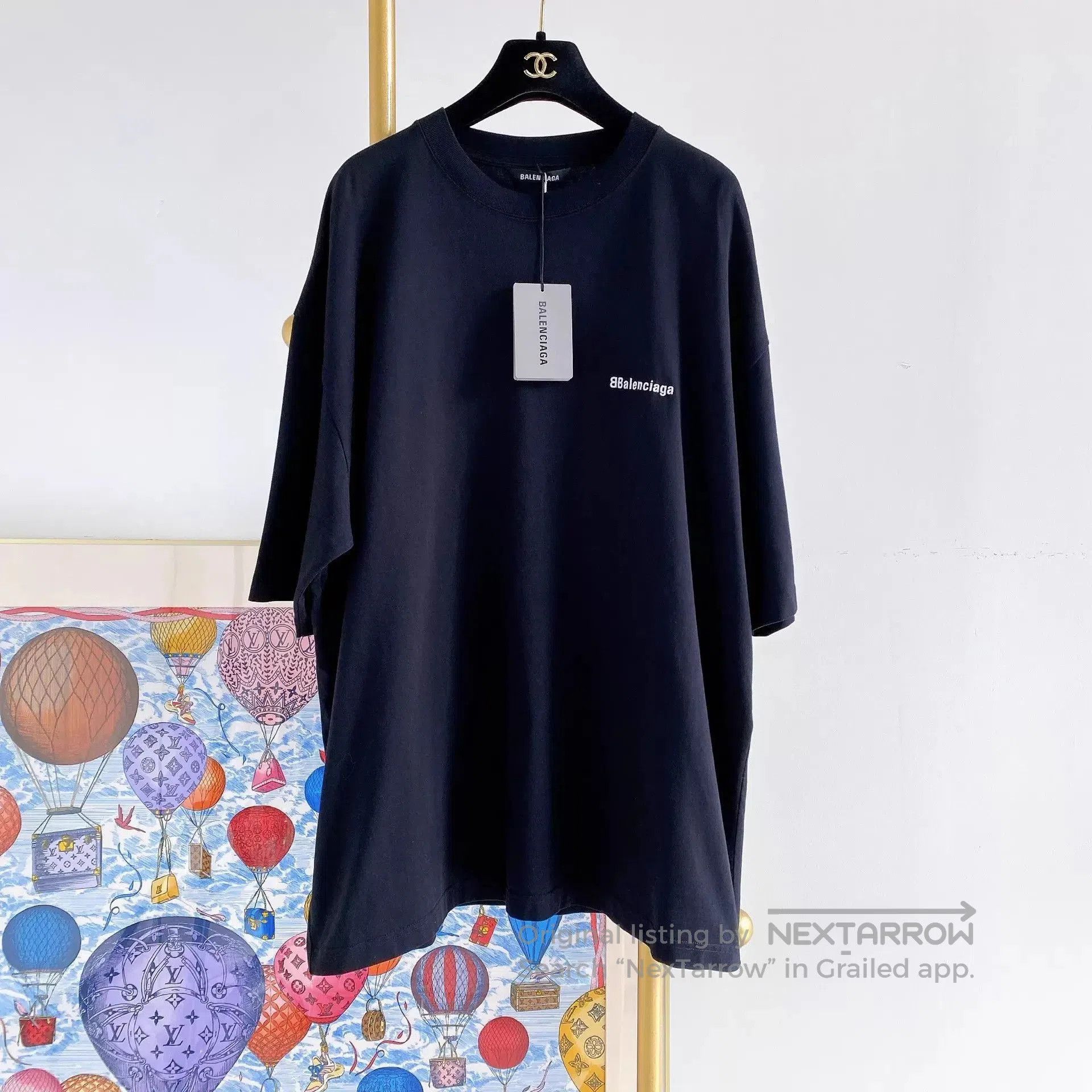 Balenciaga Black Short-Sleeve Oversized Shirt. Size US L / EU 52-54 / 3 - 1 Thumbnail