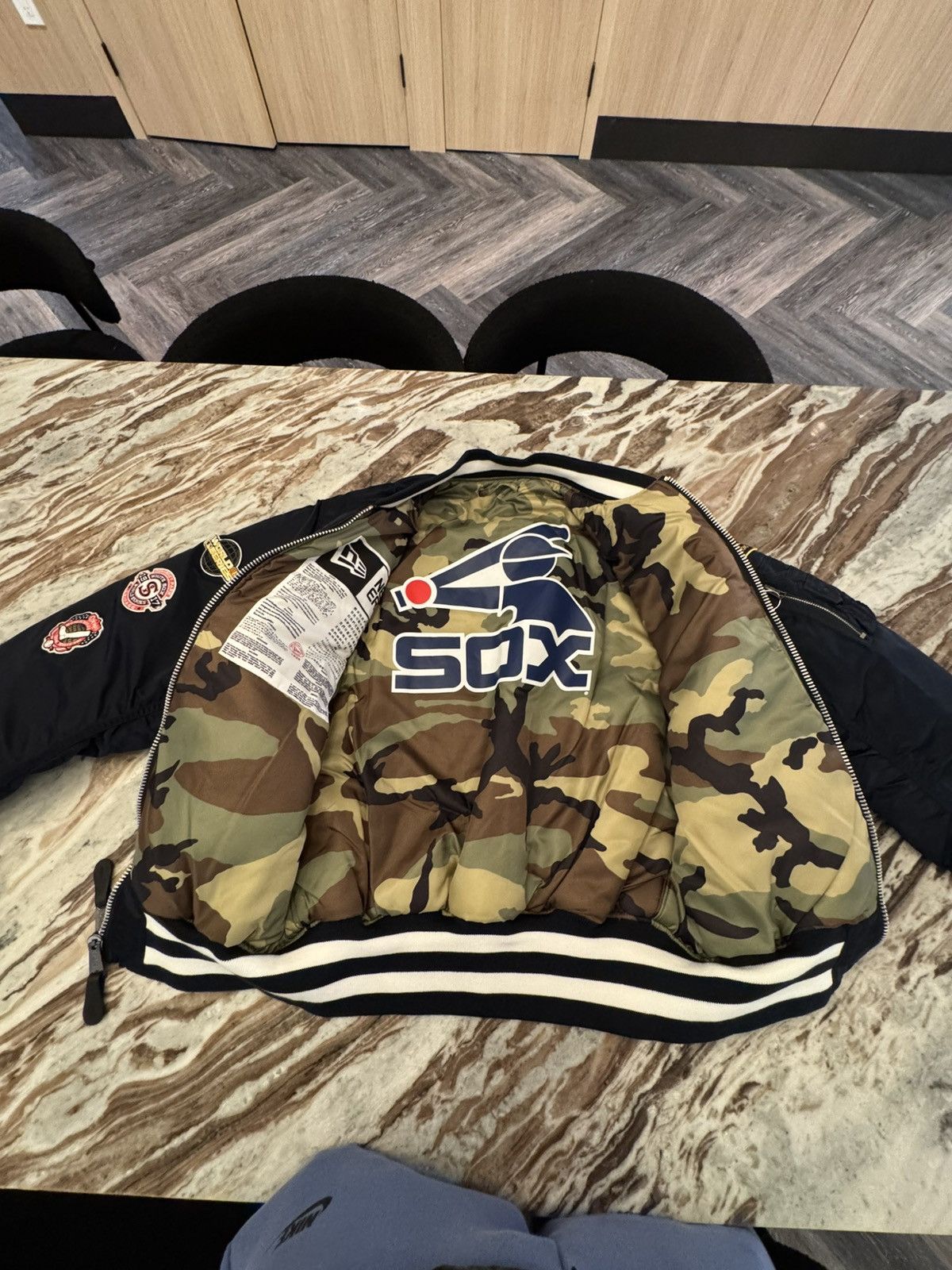 Alpha Industries × New Era Alpha Industries x White Sox MLB Cooperstown Bomber SAMPLE Size US L / EU 52-54 / 3 - 2 Thumbnail