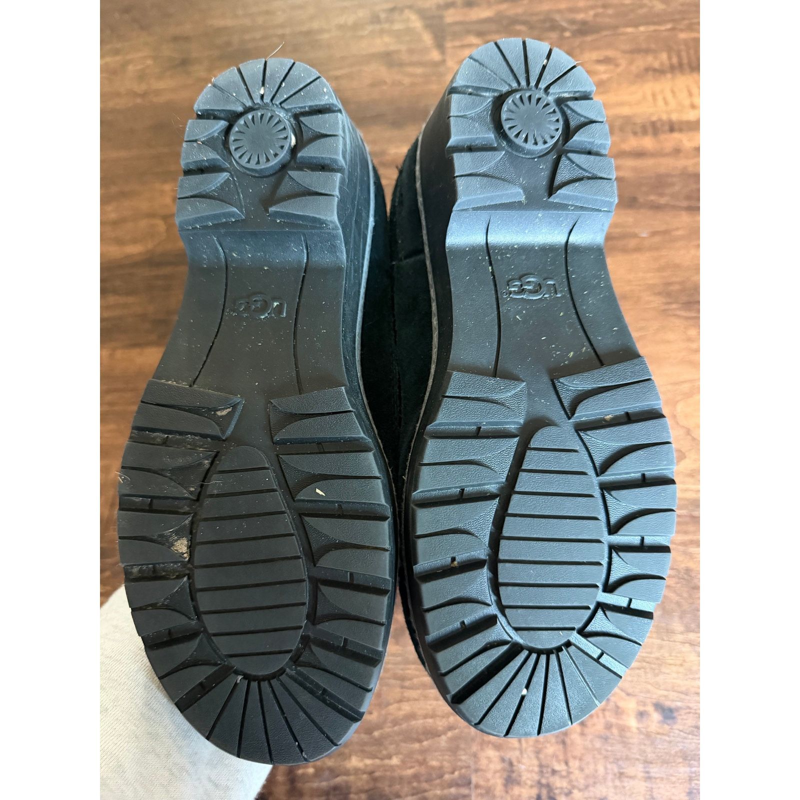 Ugg Ugg lynwood black suede clog womens size 8 Size US 8 / IT 38 - 8 Thumbnail