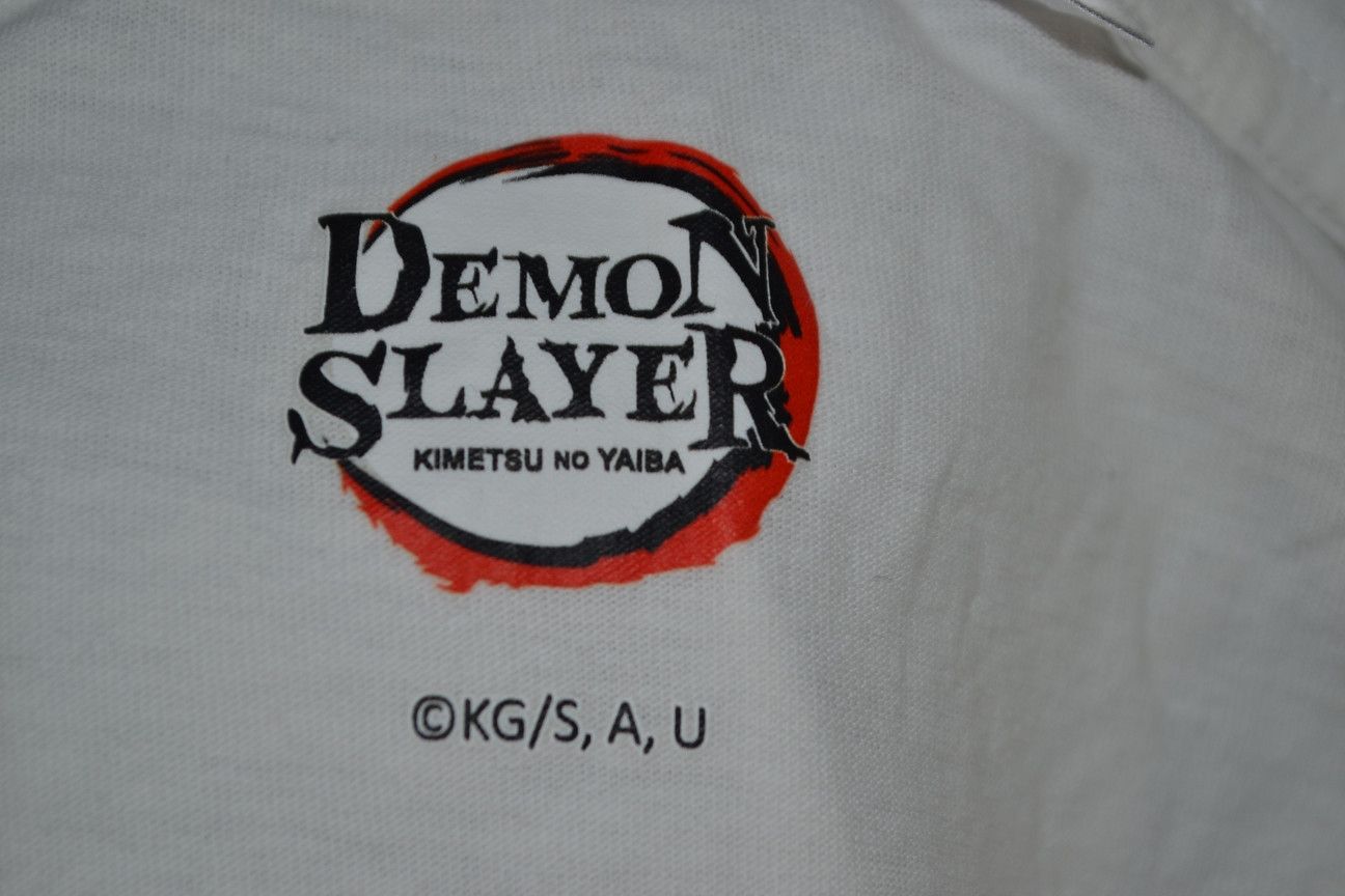 Anime Demon Slayer Zenitsu Agatsuma Kimetsu no Yaiba tee Manga Size US XL / EU 56 / 4 - 7 Thumbnail