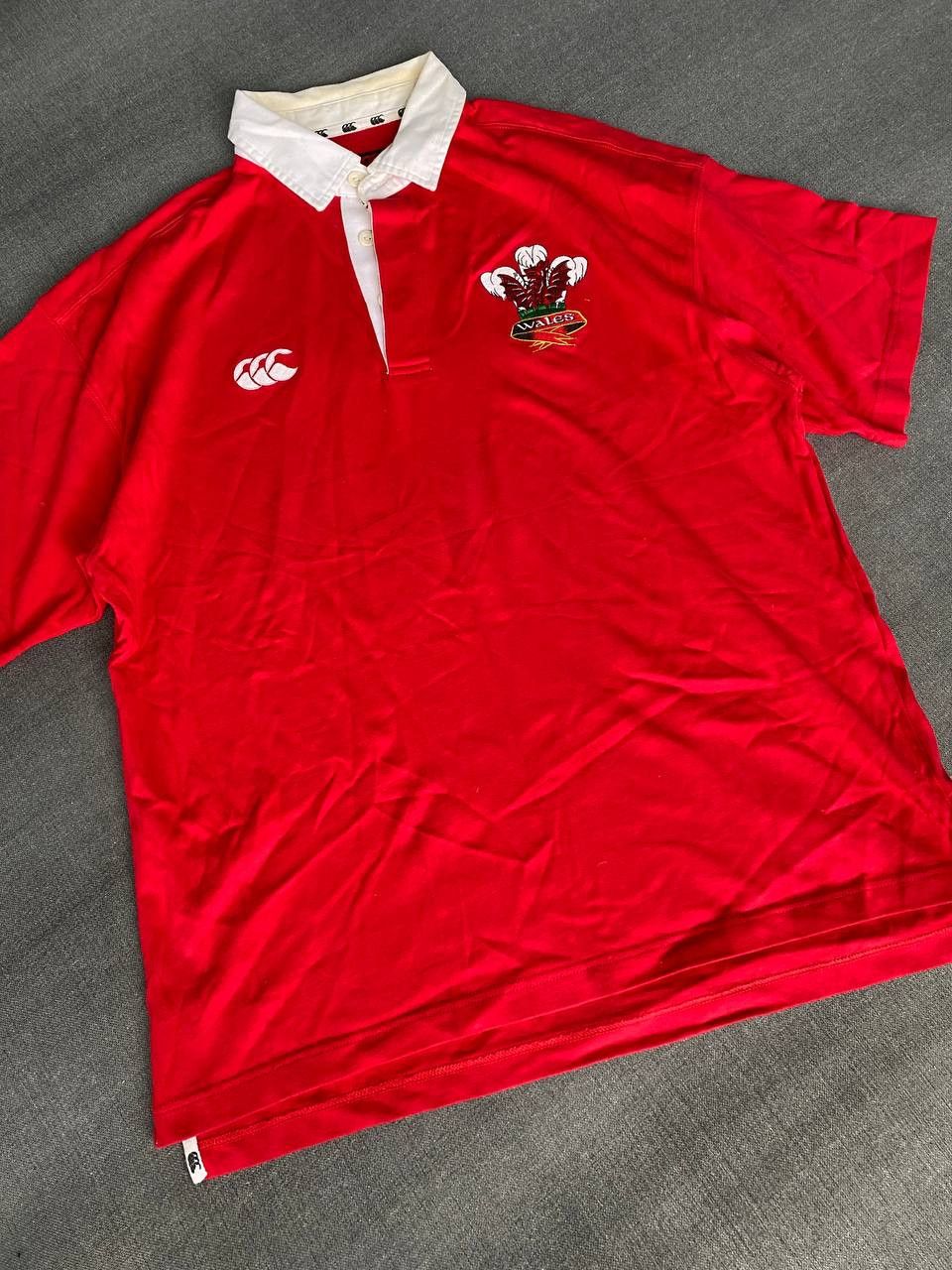 Canterbury of New Zealand Wales Rugby Canterbury Of New Zealand Vintage Rugby Shirt Size US L / EU 52-54 / 3 - 1 Thumbnail