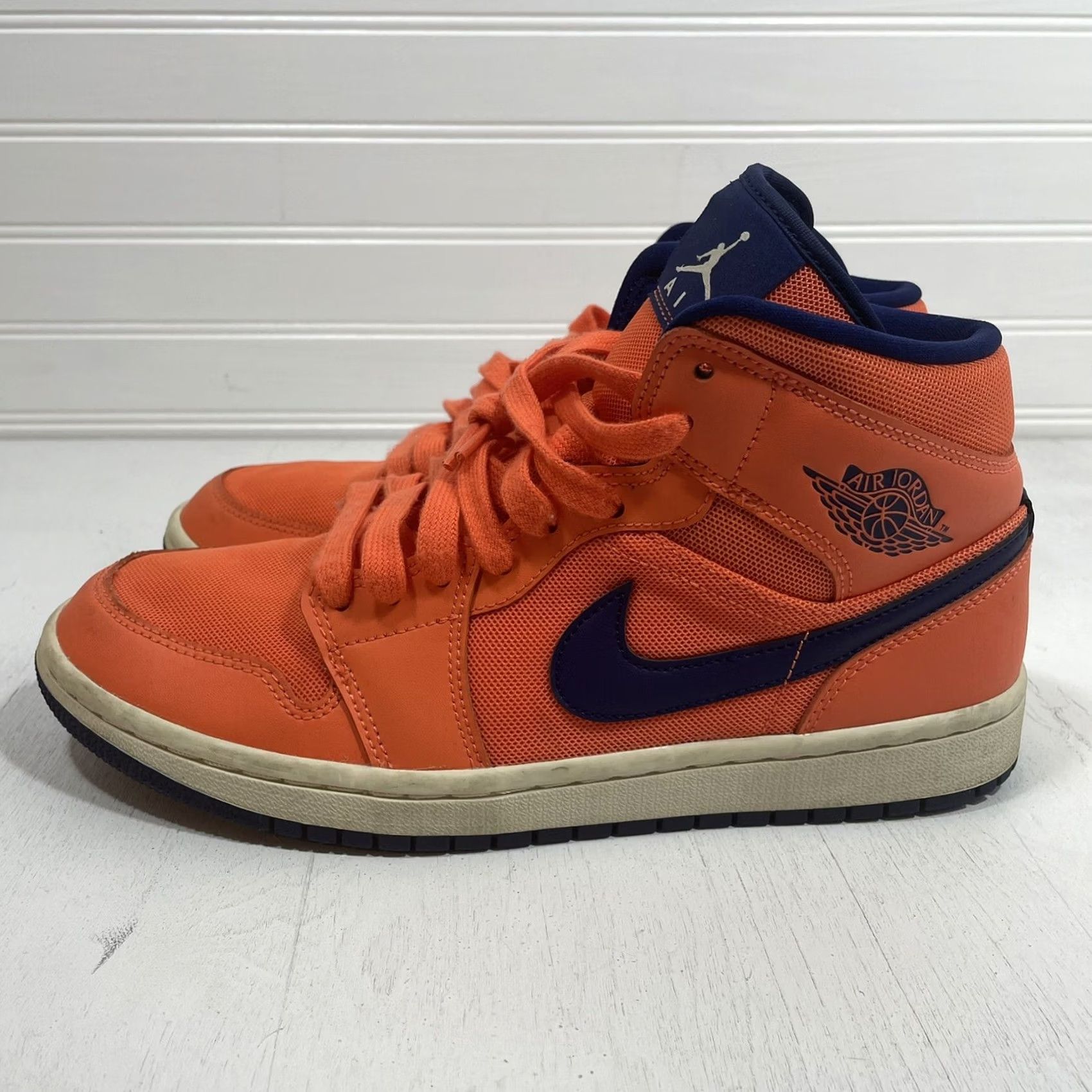 Jordan Brand Nike Air Jordan 1 Mid Turf Women sz 9.5 Turf Orange Blue CD7240 804 2018 Shoes Sneaker Casual Activewear Womens Size ONE SIZE - 4 Thumbnail