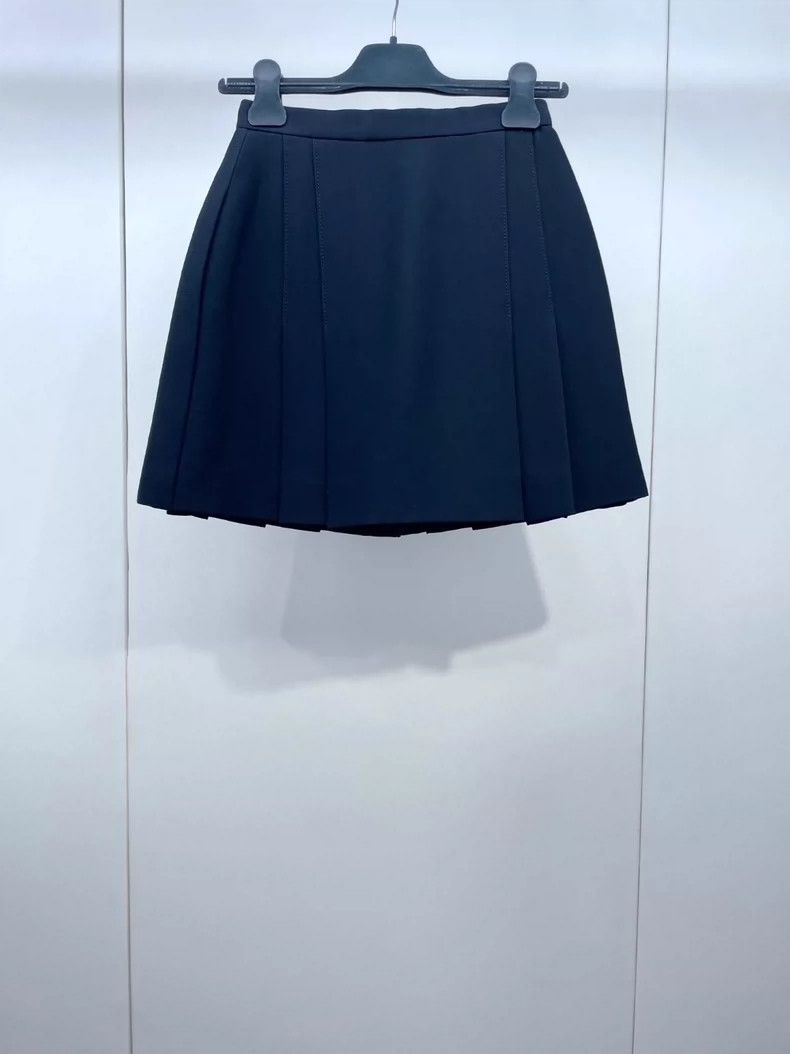 Dior Dior Star buckle pleated wool short skirt 2504-Nextarrow Size 42" / US 20 - 2 Thumbnail