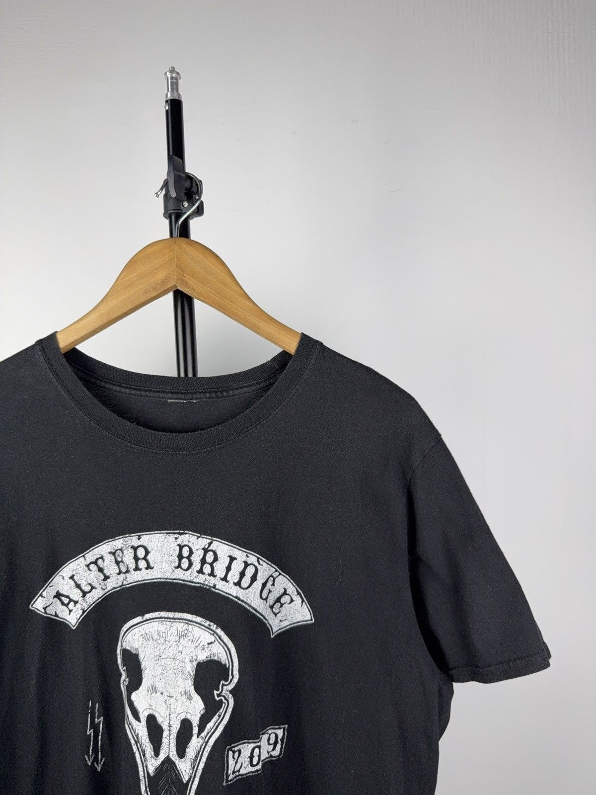 Band Tees 00s Rock Band 2019 Alter Bridge Walk the Sky Logo Tee Shirt Size US L / EU 52-54 / 3 - 2 Thumbnail