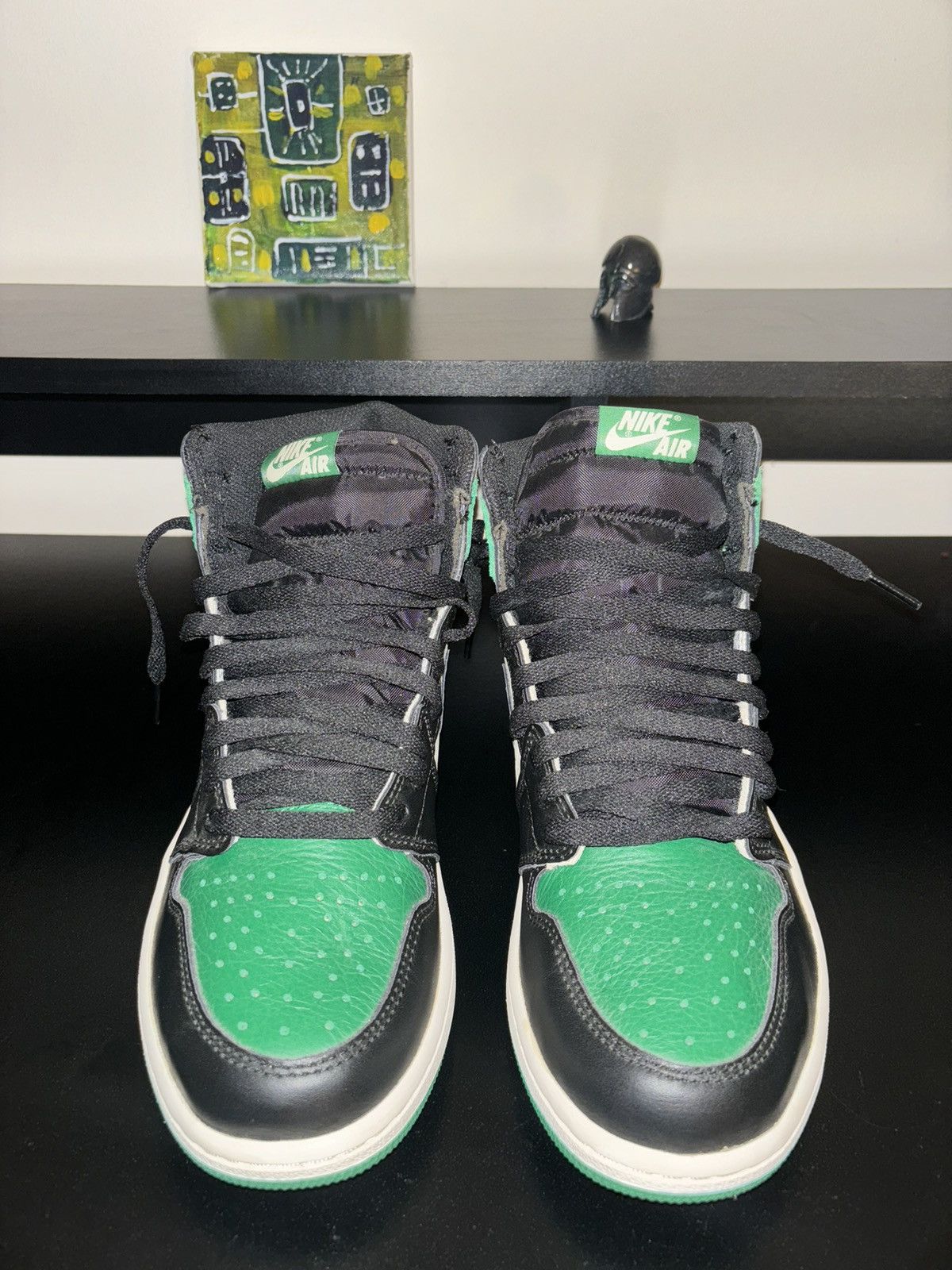 Jordan Brand Air Jordan 1 Retro High OG Pine Green ‘18 (1.0) Size US 9 / EU 42 - 2 Thumbnail