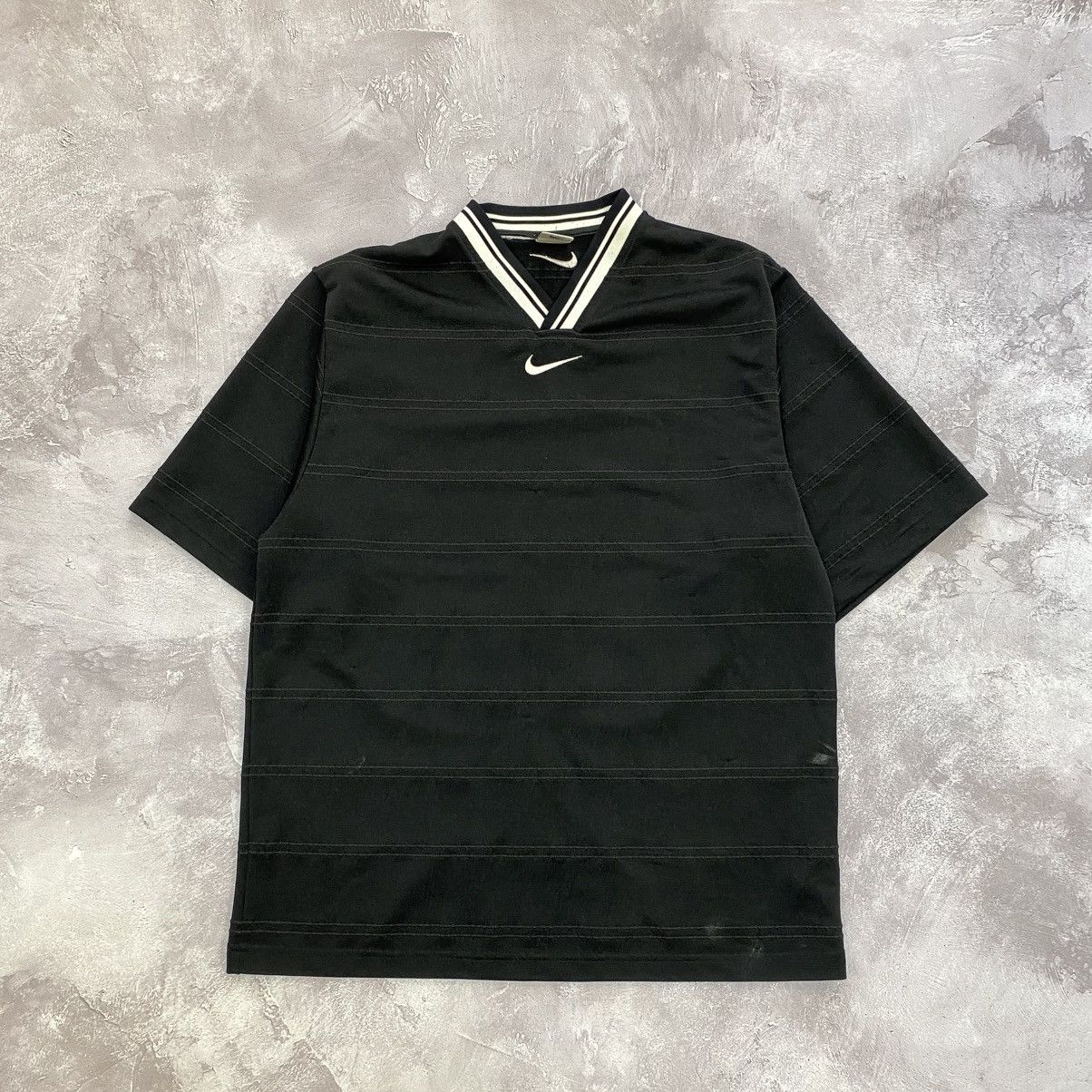Nike 90s Vintage Nike Central Swoosh Logo Jersey T-Shirt Size US XL / EU 56 / 4 - 1 Thumbnail
