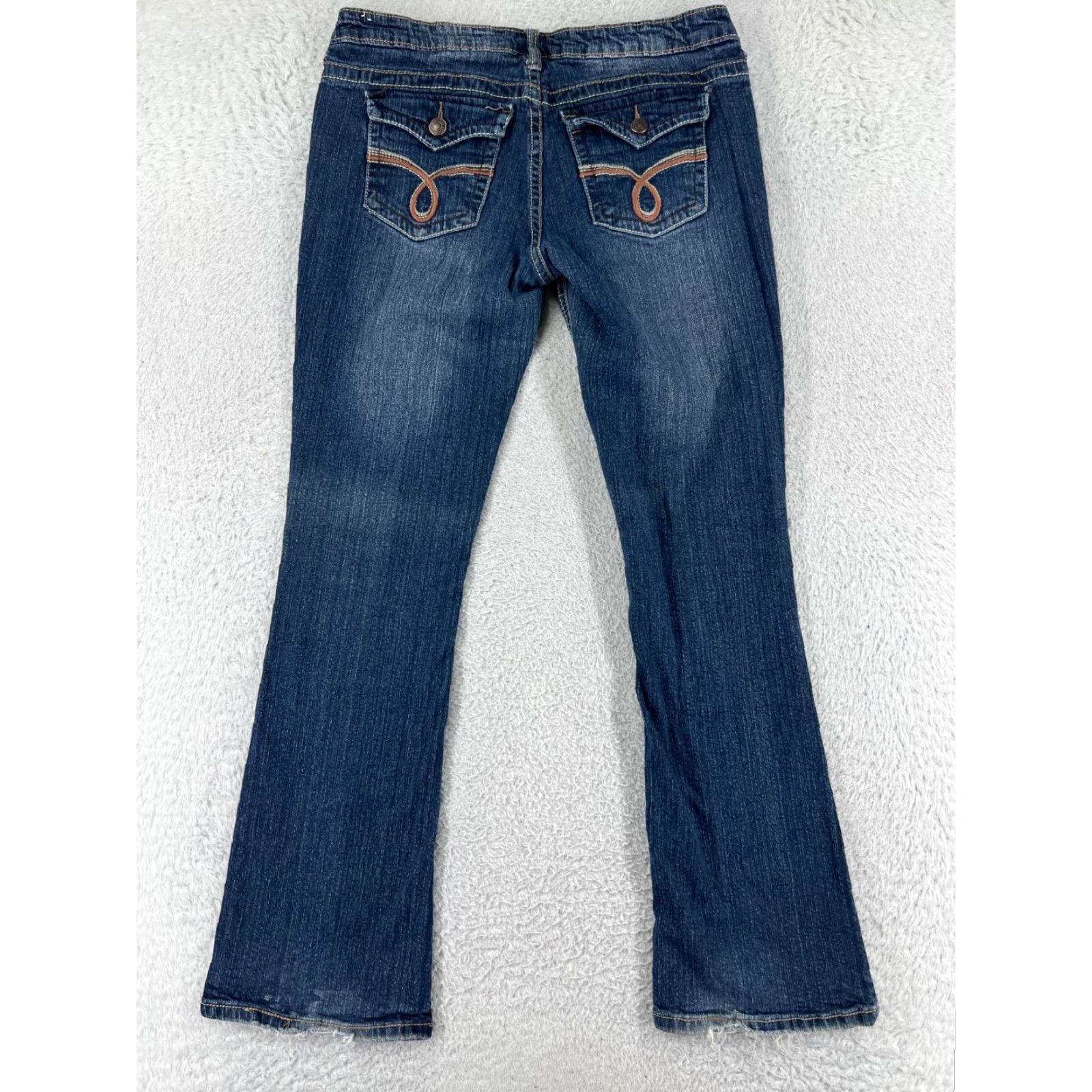 Vintage Rue 21 Jeans Womens Slim Bootcut Denim Blue 7 Moderate Wash Cotton Stretch Five-Pocket Rise Low Womens jeans Size 28" / US 6 / IT 42 - 2 Thumbnail