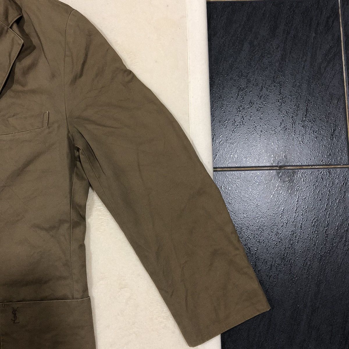 Vintage × Yves Saint Laurent VINTAGE YVES SAINT LAUREN Small Embroidered Logo Blazers Size US M / EU 48-50 / 2 - 5 Thumbnail
