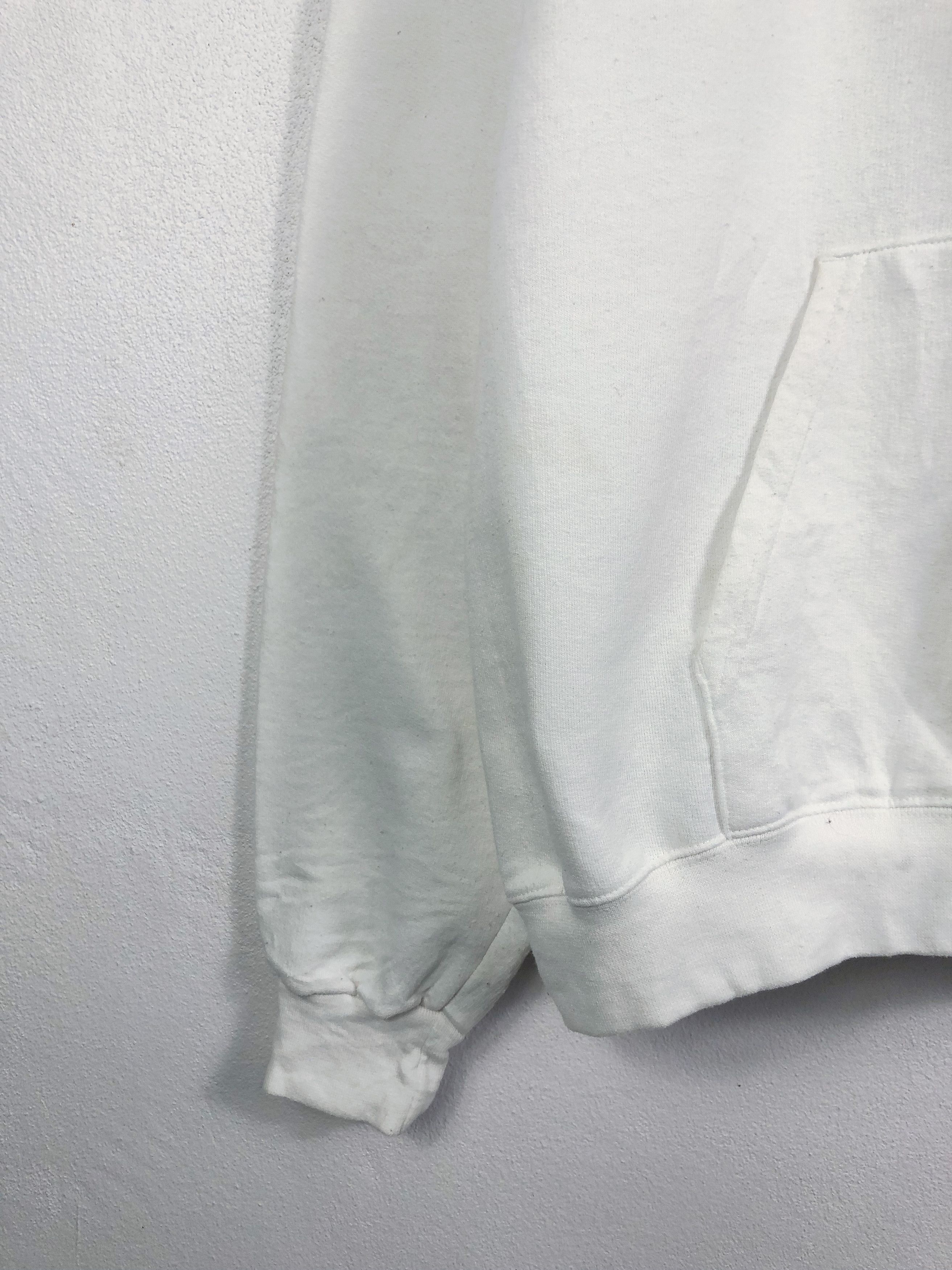 Champion Rare Champion Embroidered Pullover Hoodie Size US M / EU 48-50 / 2 - 5 Thumbnail