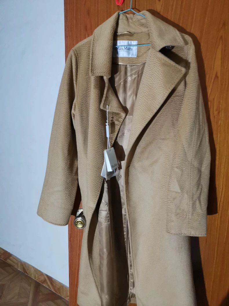 Max Mara Max Mara Camel Hair Coat Lady Size M / US 6-8 / IT 42-44 - 1 Thumbnail