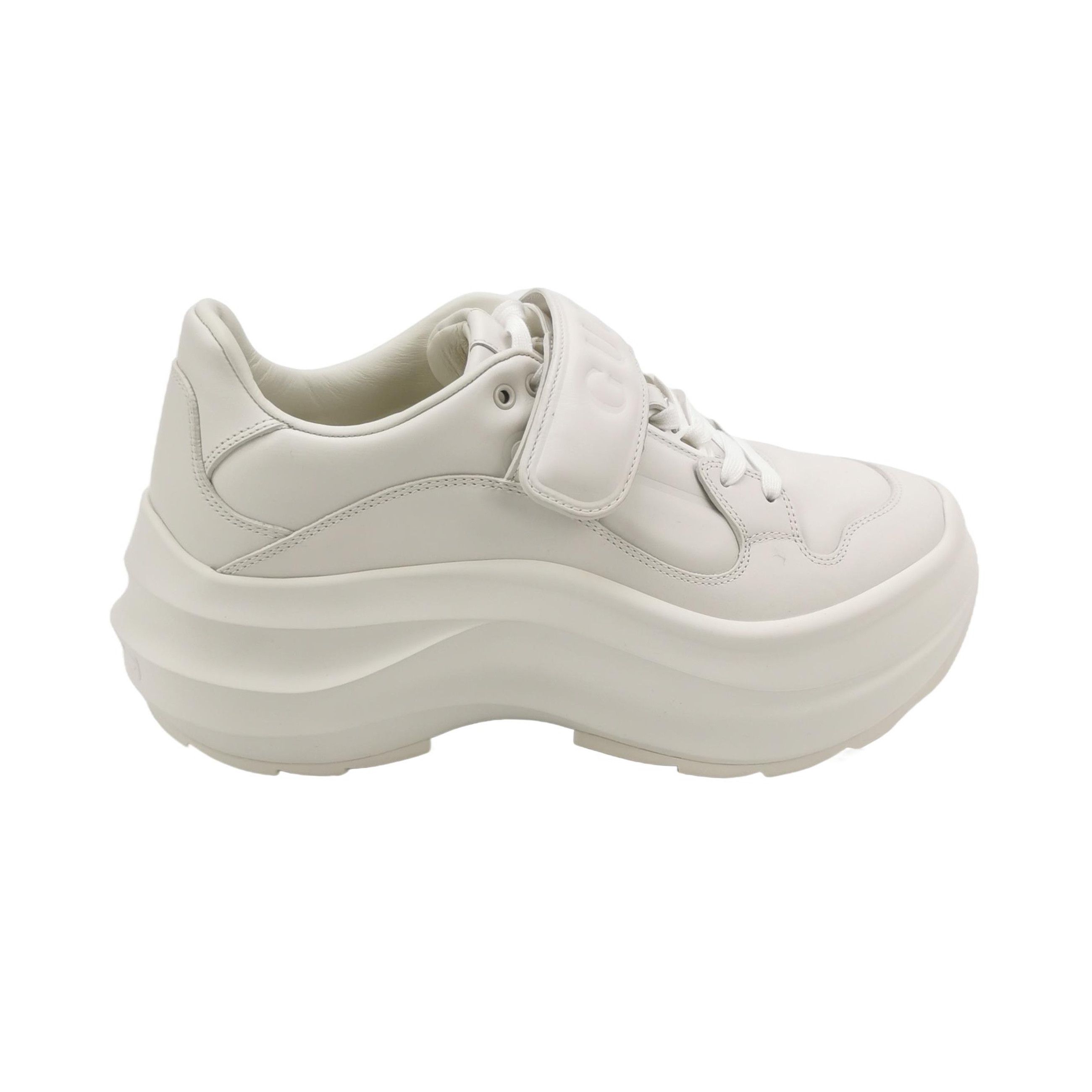 Gucci Gucci Women 9-5 Lowtop Sneakers Size US 9.5 / IT 39.5 - 1 Thumbnail
