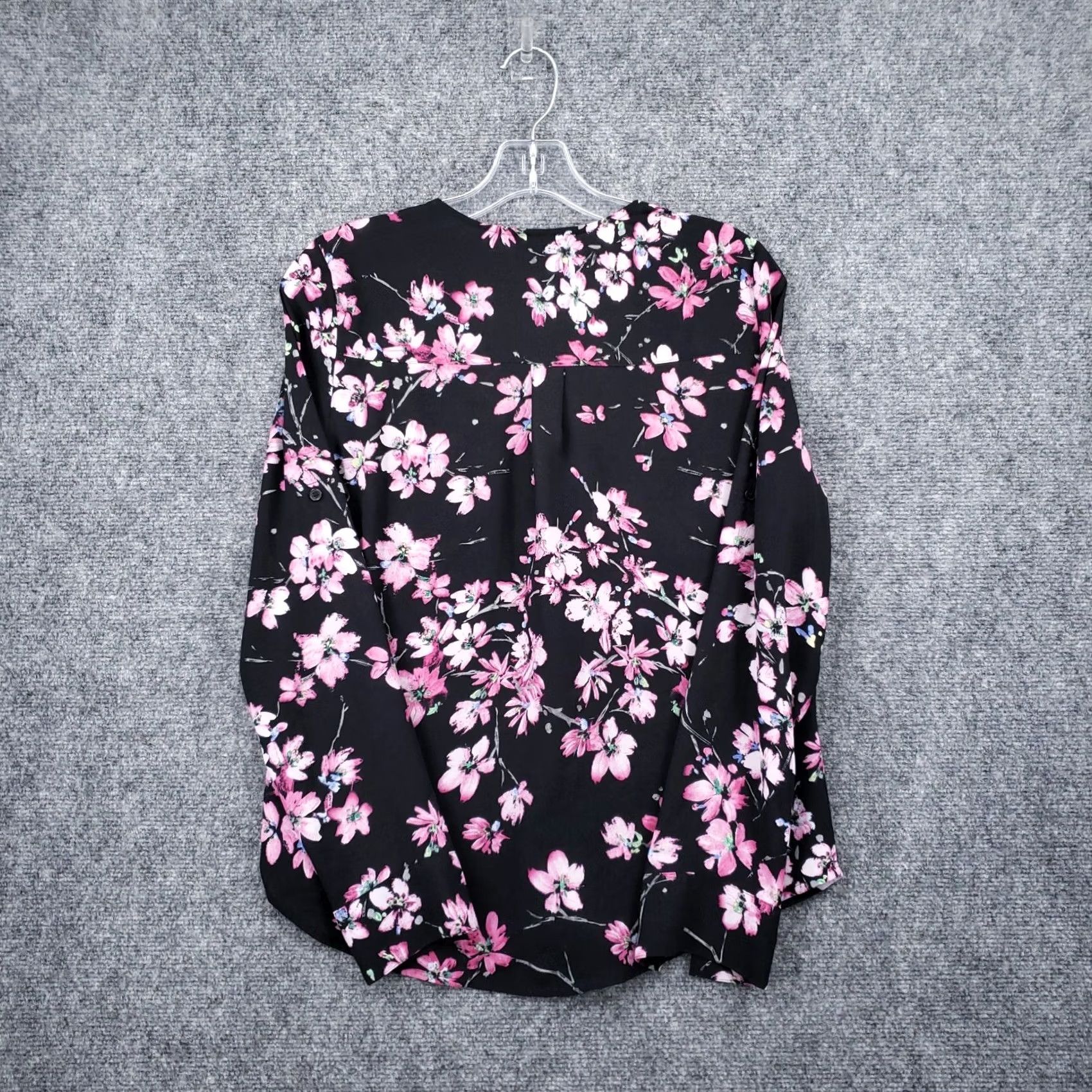 Express Express Womens XS Black Floral V Neck Blouse Button Long Sleeve Boho Pleated Size XS / US 0-2 / IT 36-38 - 2 Thumbnail