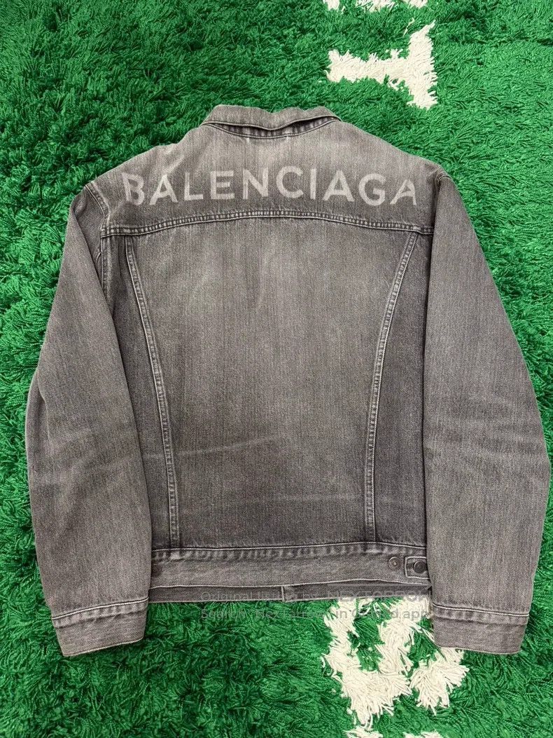 Balenciaga Balenciaga Washed Distressed Denim Jacket Size US M / EU 48-50 / 2 - 1 Thumbnail