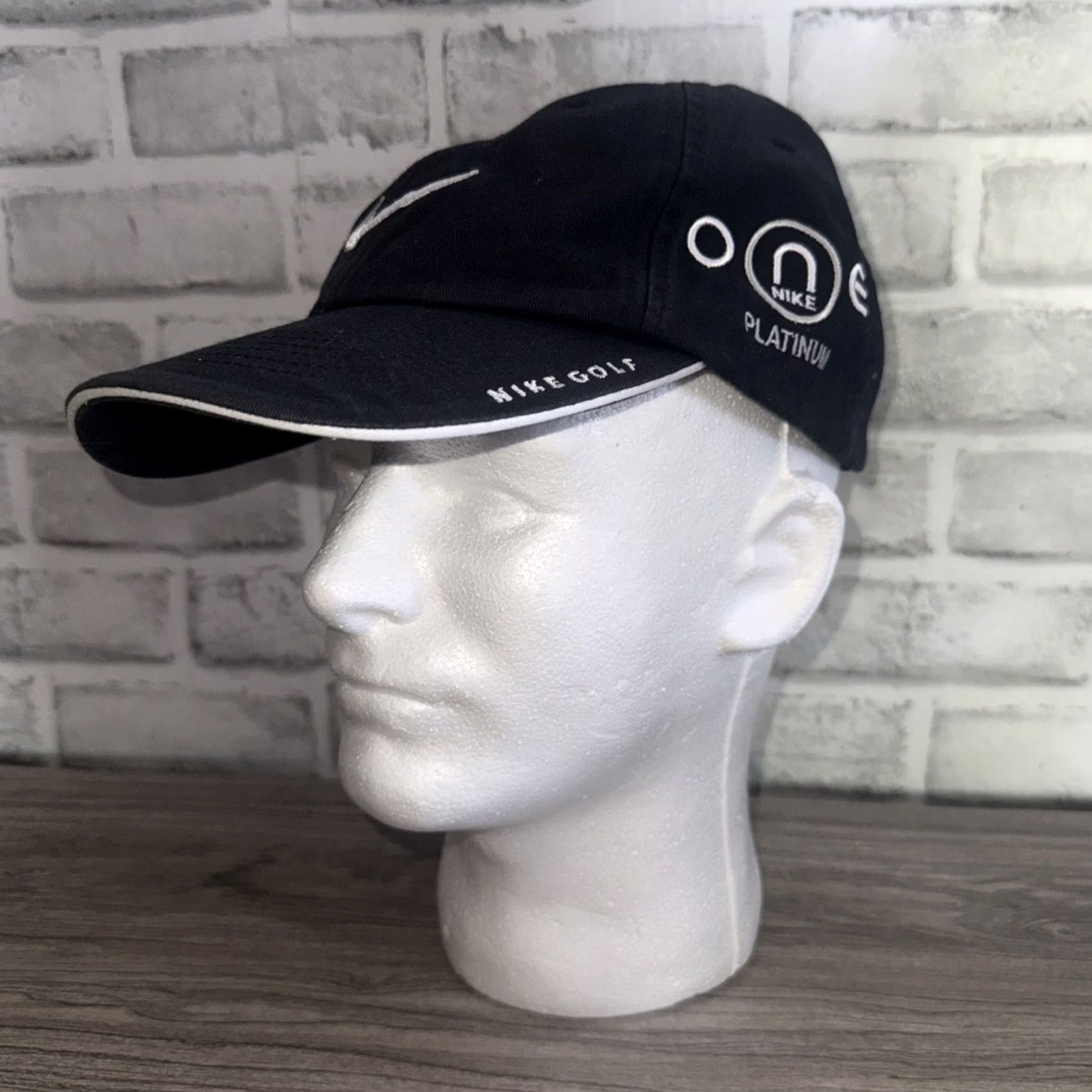 Nike VINTAGE Nike ONE PLATINUM GOLF Swoosh Hat Unisex Adults Black Adjustable One Size Size ONE SIZE - 2 Thumbnail