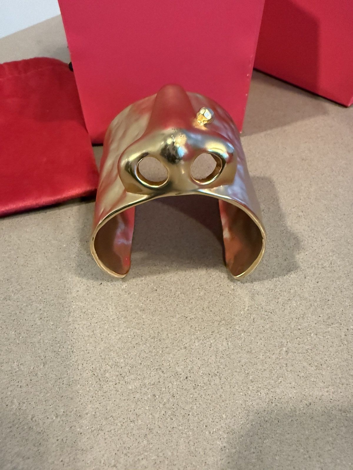 Schiaparelli Schiaparelli Gold Nose Cuff Bracelet Sculptural Statement Size ONE SIZE - 3 Thumbnail