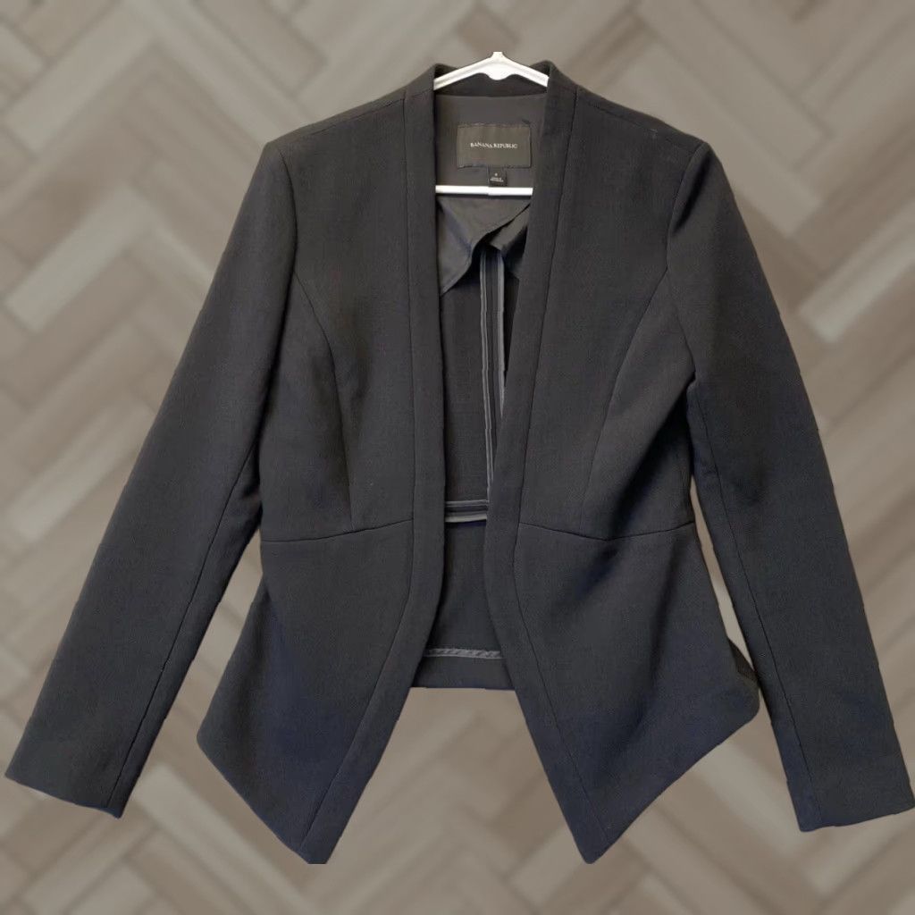 Banana Republic Banana Republic Blazer Womens Size 4 Black Open Front Jacket Regular Zip short Sleeve Casual 90s? Size S / US 4 / IT 40 - 1 Thumbnail