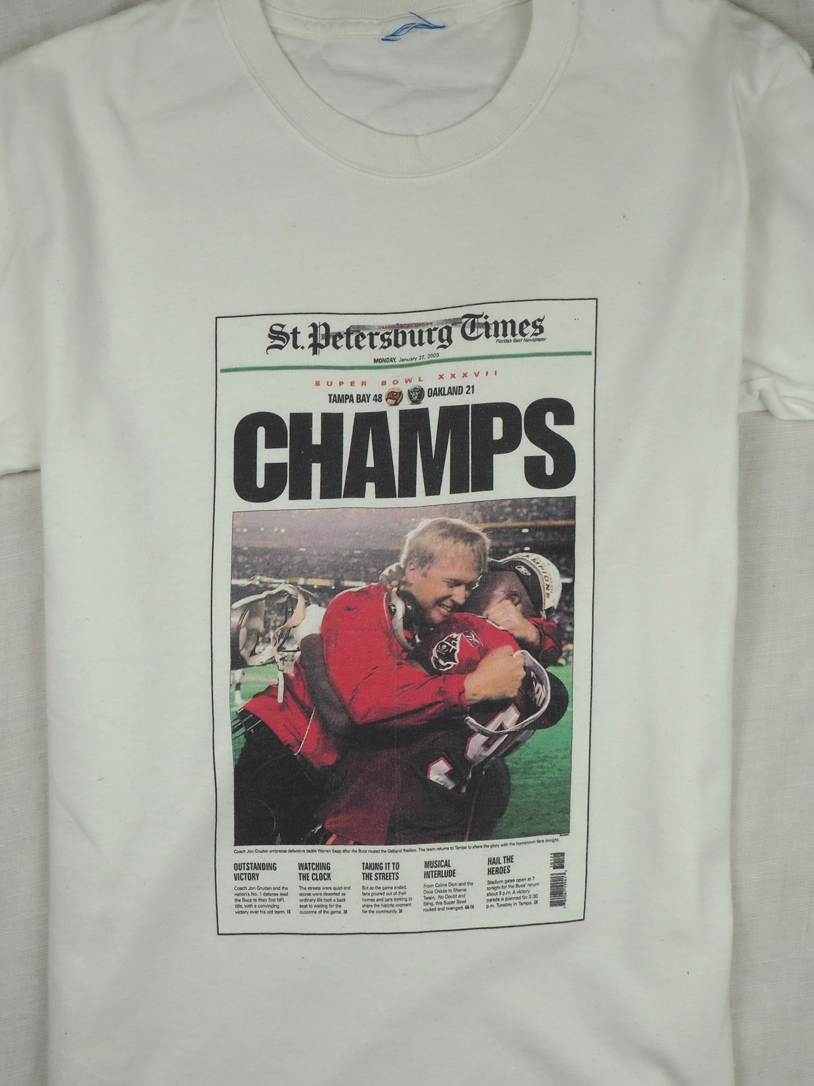 Champion Vintage Tampa Bay Buccaneers Shirt – Super Bowl Champs 2003 Size US S / EU 44-46 / 1 - 2 Thumbnail
