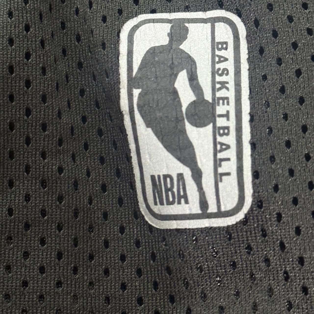 NBA NBA black and white basketball shorts SIZE M Size US 44 / EU 60 - 4 Thumbnail