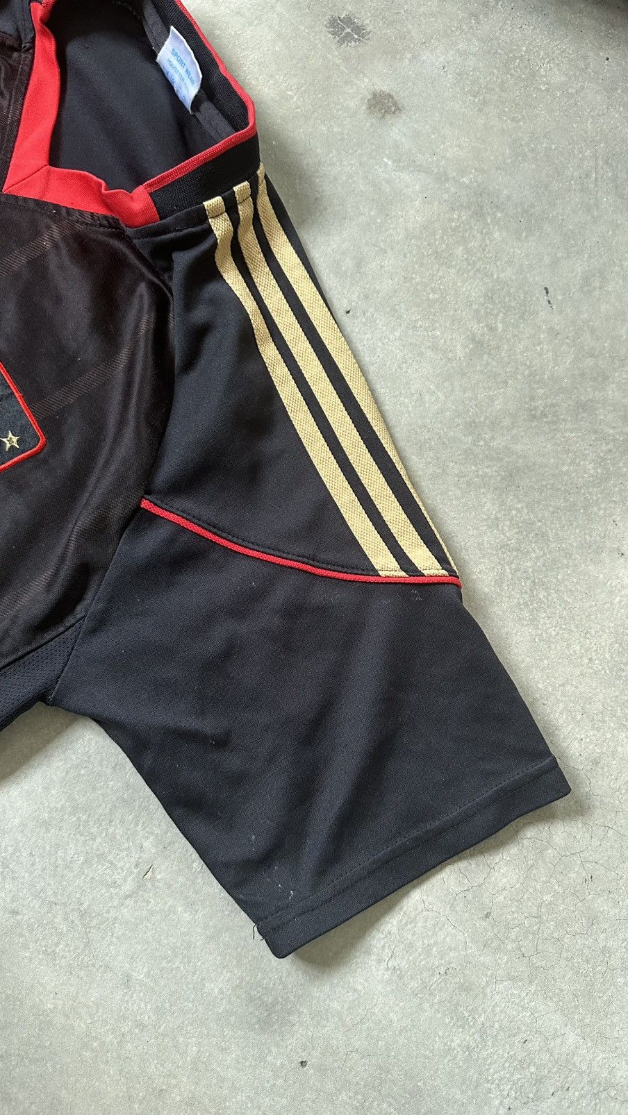Vintage VINTAGE GERMANY OZIL BOOTLEG AWAY 2010 JERSEY Size US M / EU 48-50 / 2 - 5 Thumbnail