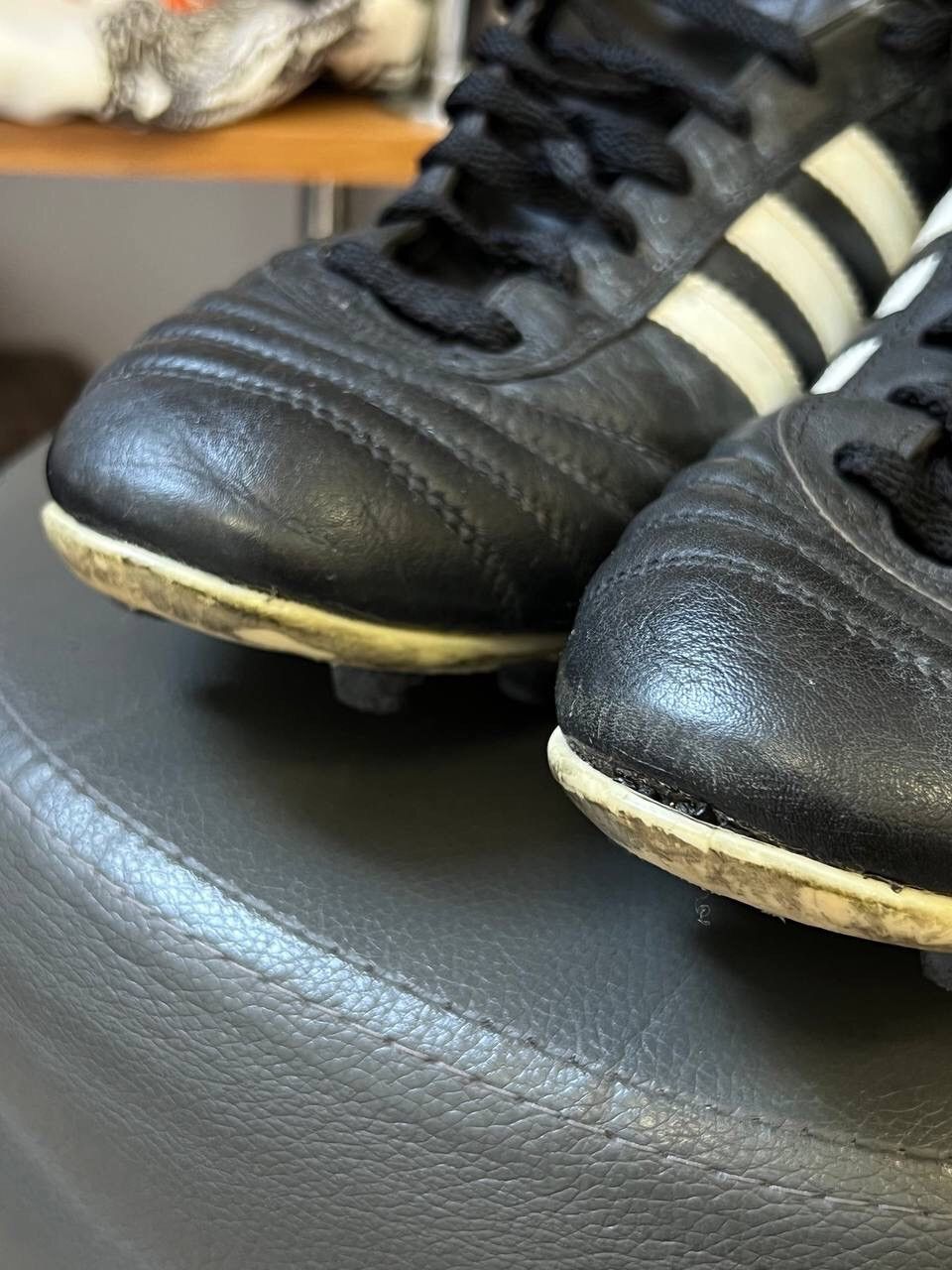 Adidas Copa Mundial 1998 soccer football boots